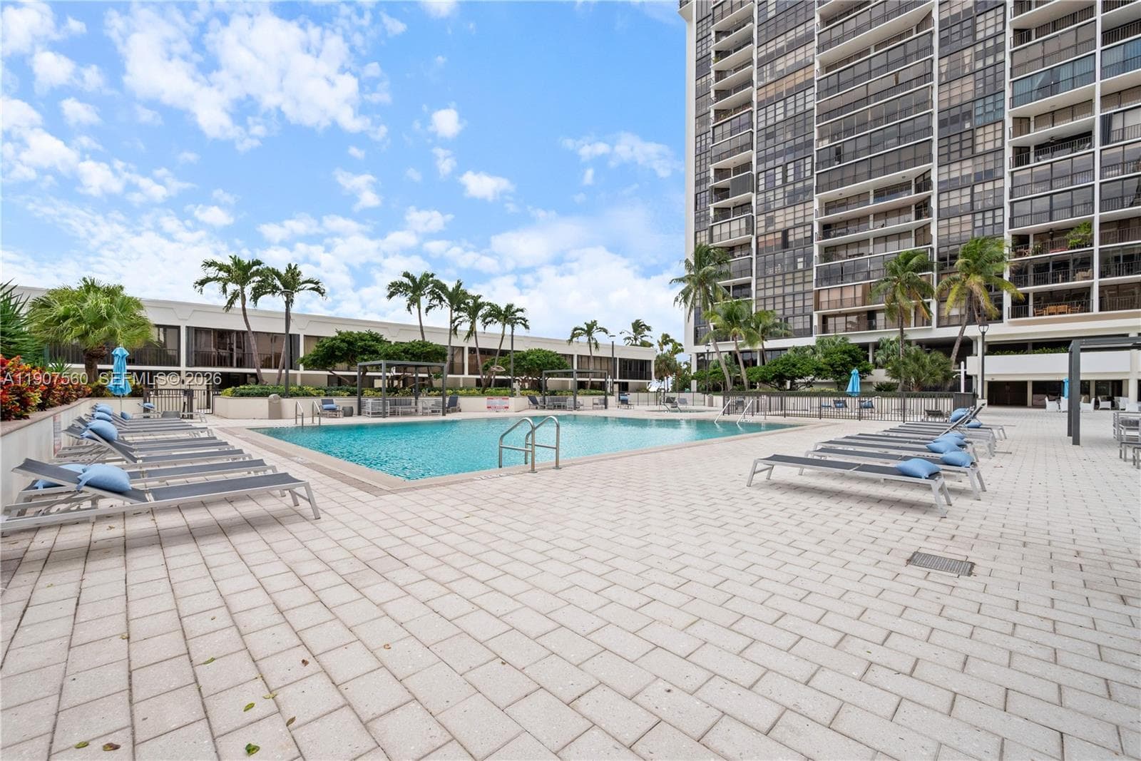 1925 Brickell Ave, Miami FL 33129 — 53