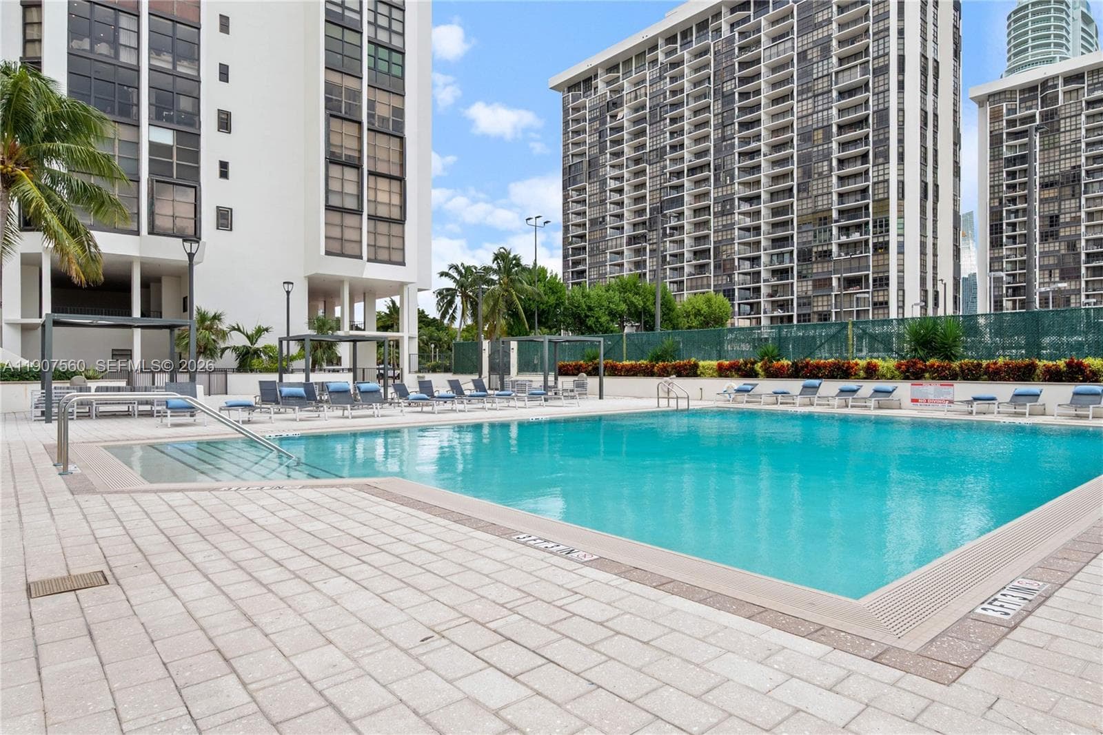 1925 Brickell Ave, Miami FL 33129 — 54