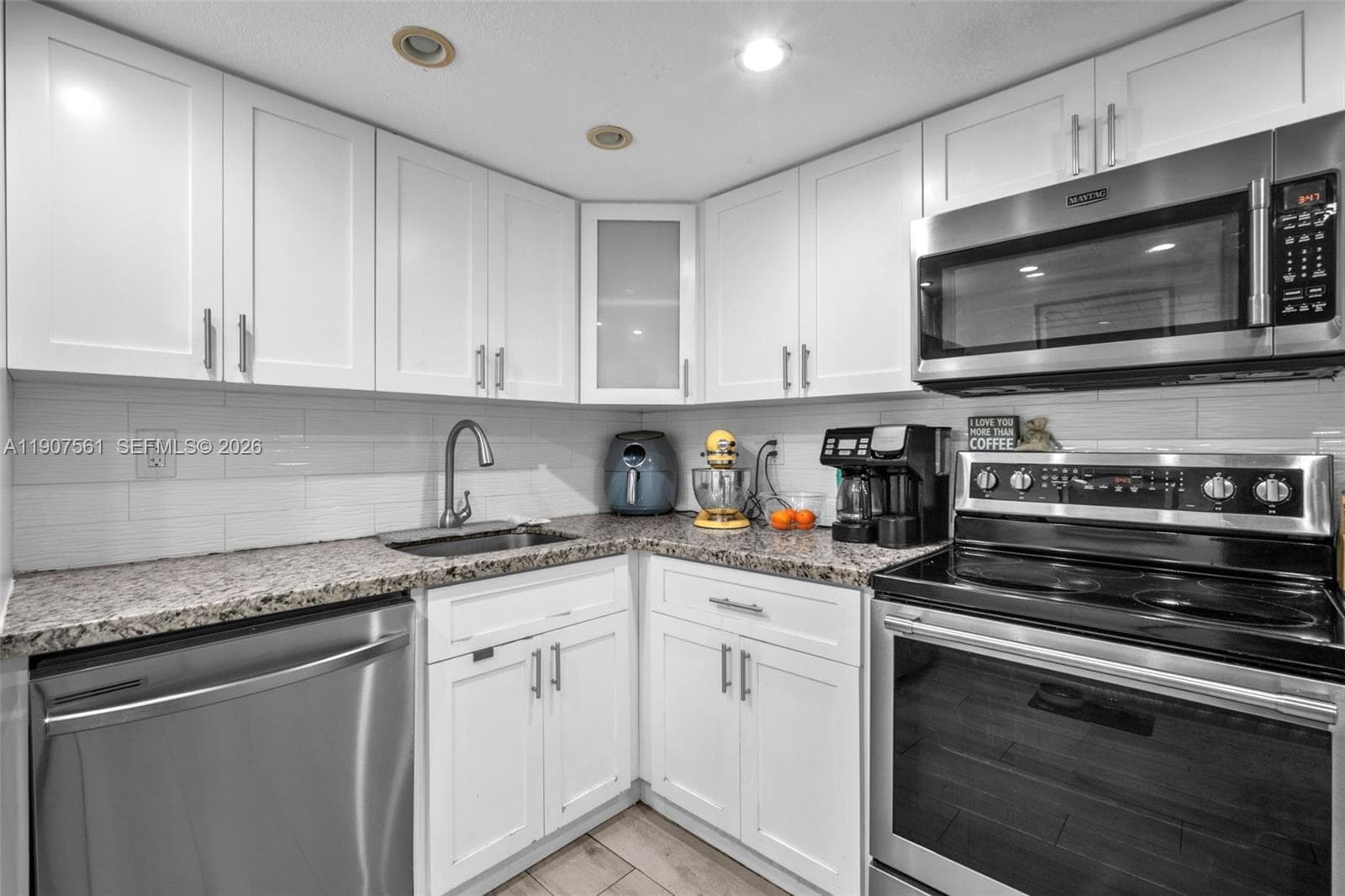 2600 Collins Ave # 206, Miami Beach FL 33140 — 5
