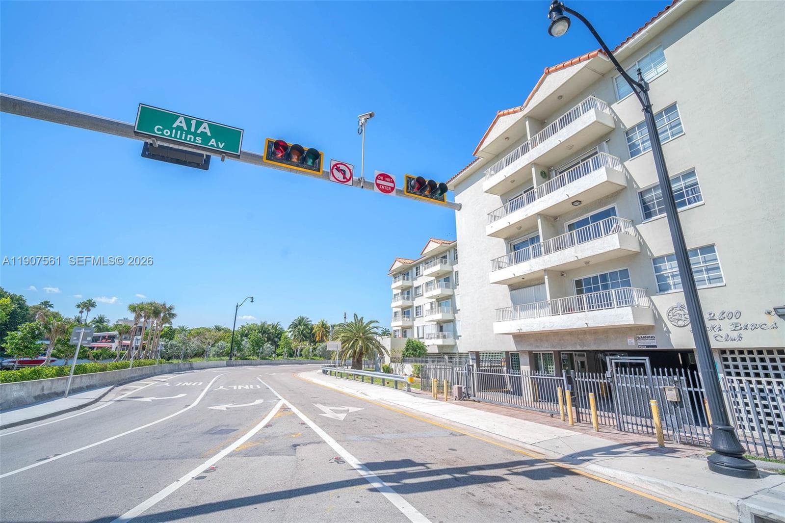 2600 Collins Ave # 206, Miami Beach FL 33140 — 24