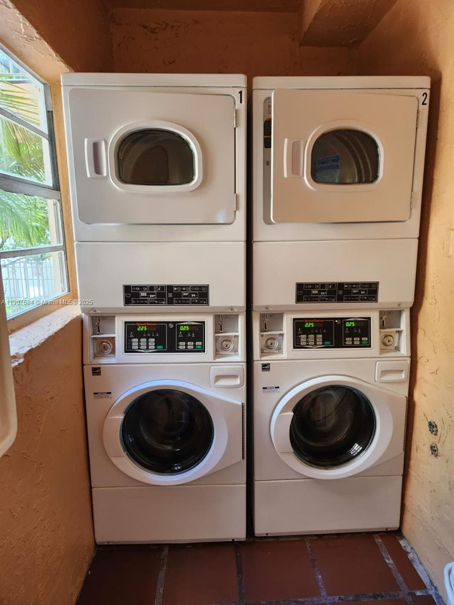 8101 SW 73rd Ave # 30, Miami FL 33143 — 11