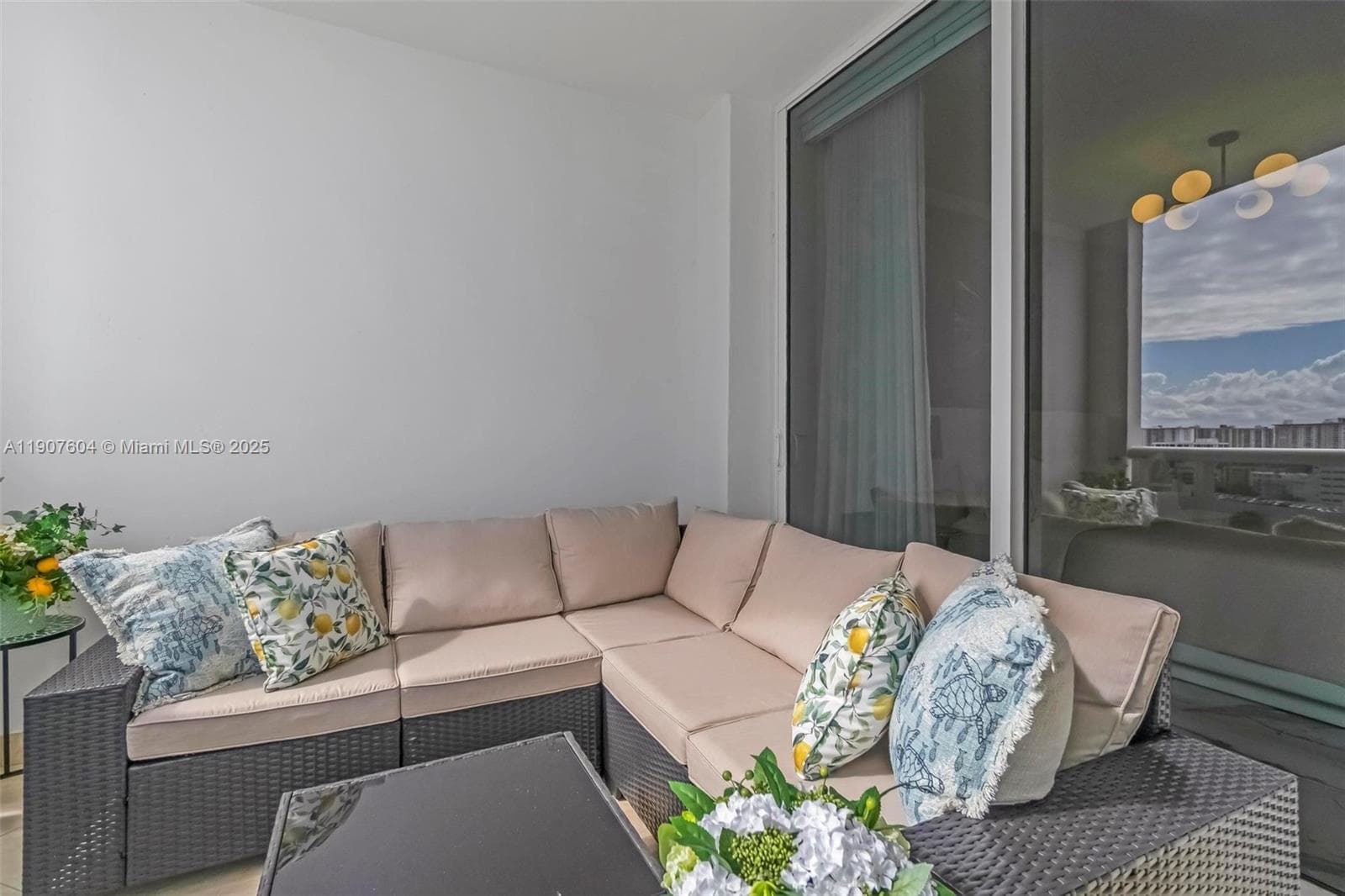 18201 Collins Ave # 1408, Sunny Isles Beach FL 33160 — 10