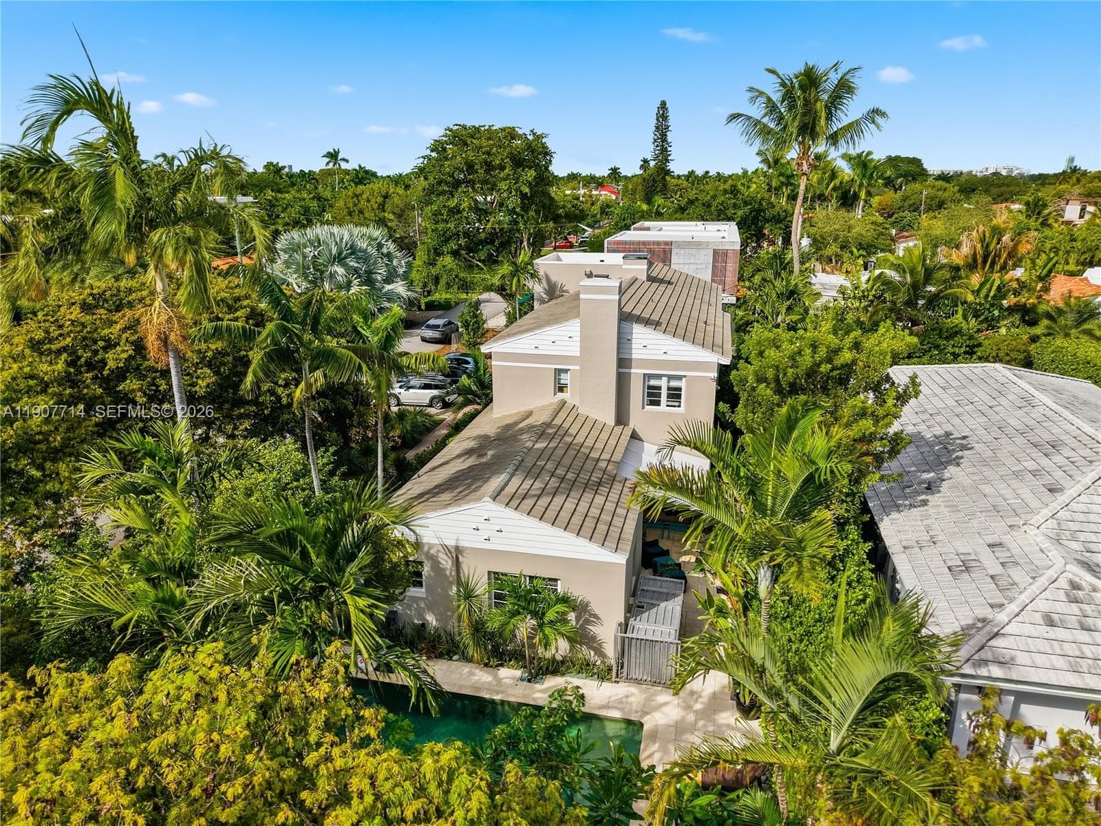4805 Cherokee Ave, Miami Beach FL 33140 — 48