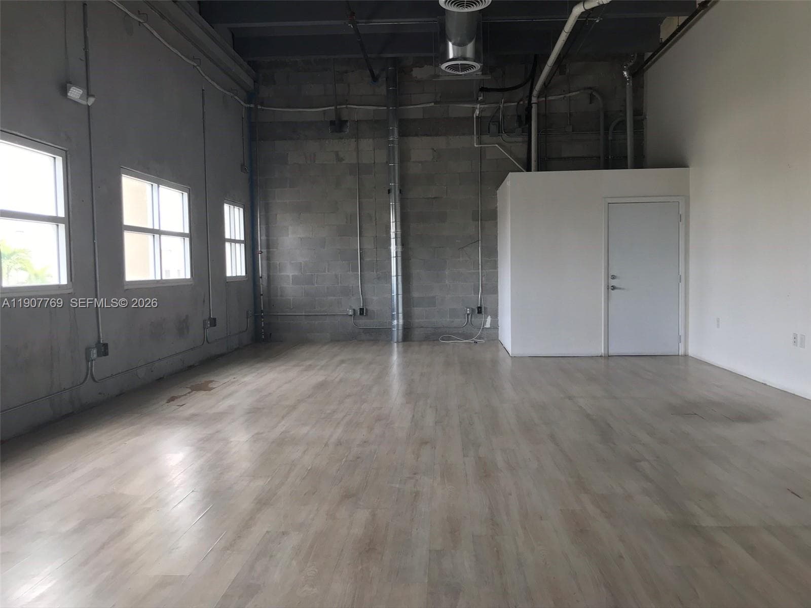 10900 NW 21st # 250, Sweetwater FL 33172 — 6