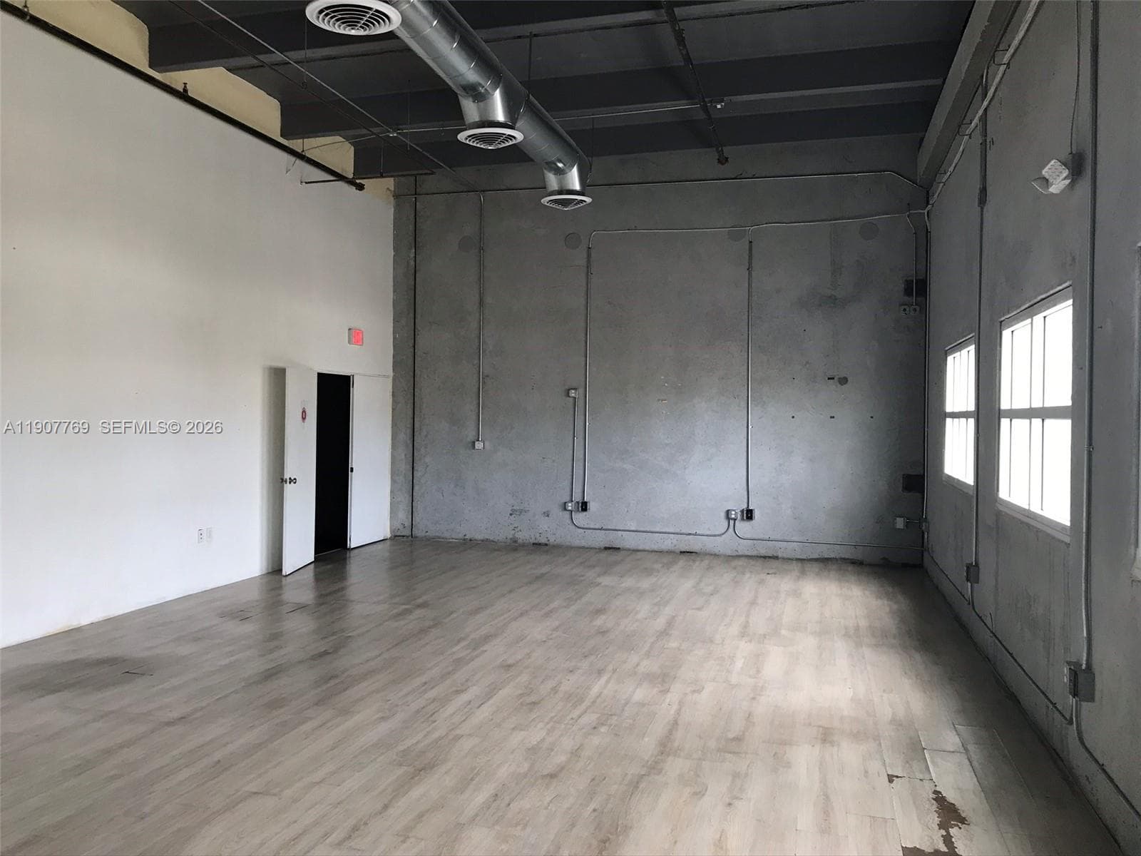 10900 NW 21st # 250, Sweetwater FL 33172 — 5