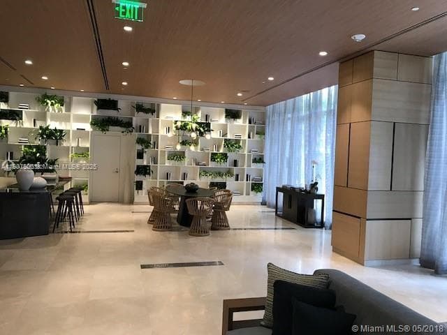 55 SW 9th St # 2510, Miami FL 33130 — 24