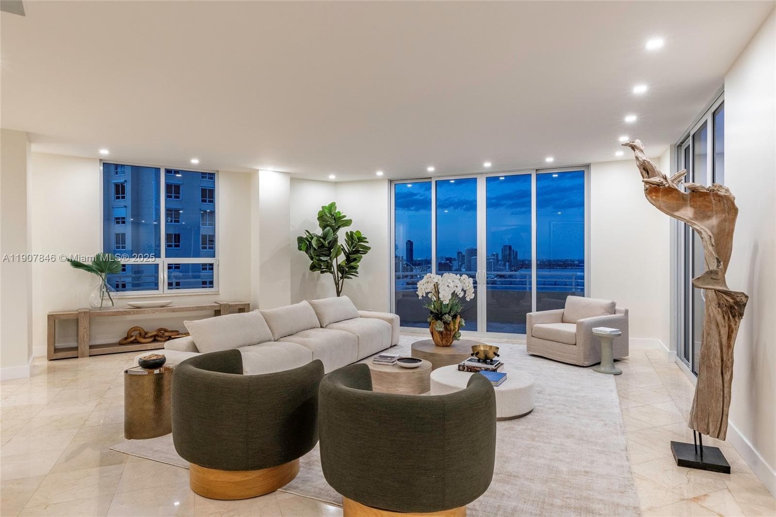 808 Brickell Key Dr # 3901, Miami FL 33131 — 56