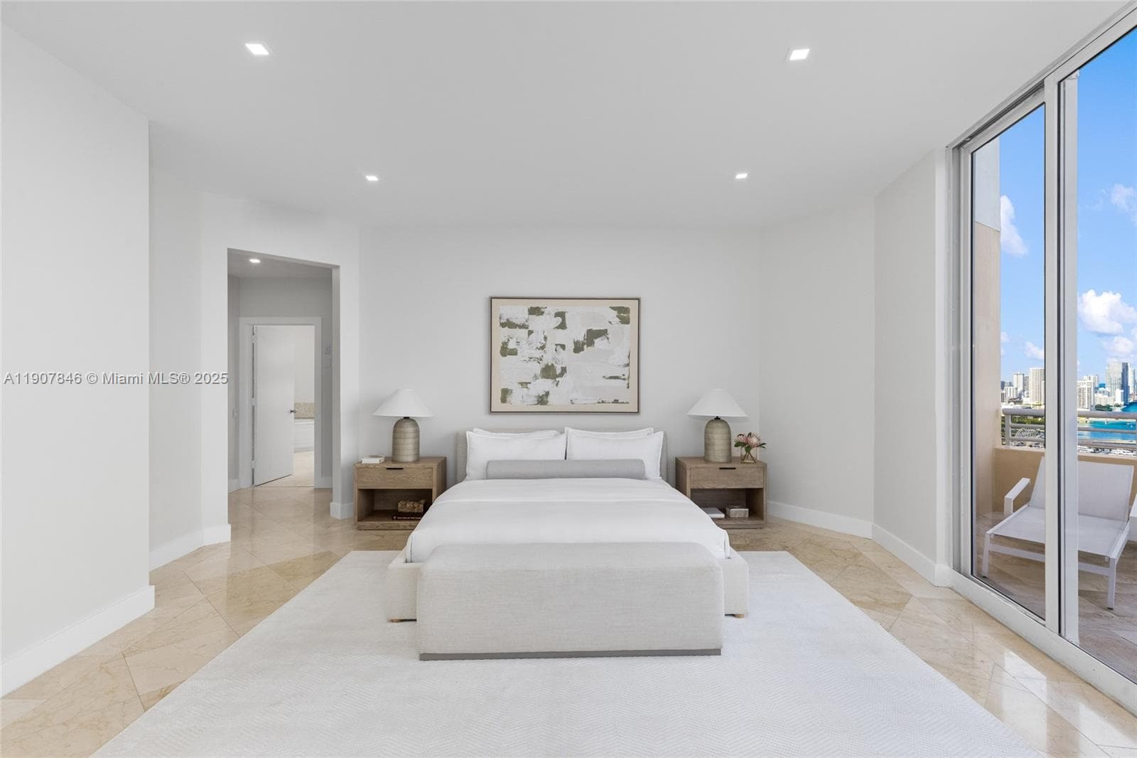 808 Brickell Key Dr # 3901, Miami FL 33131 — 24