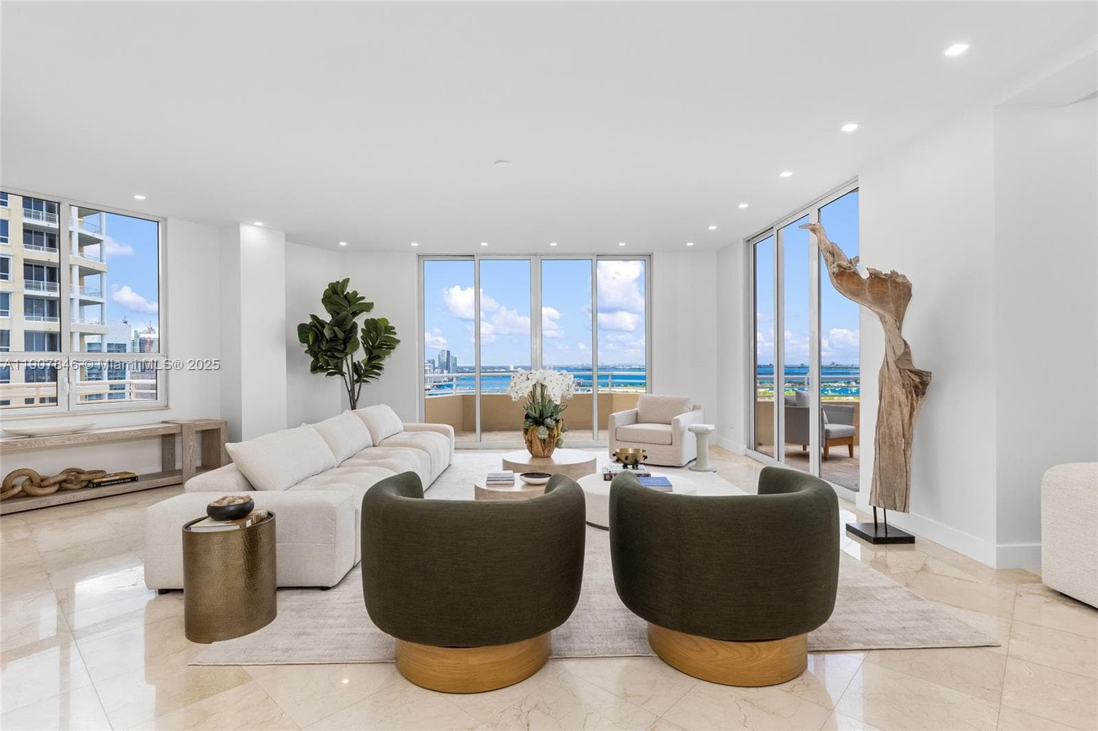 808 Brickell Key Dr # 3901, Miami FL 33131 — 10