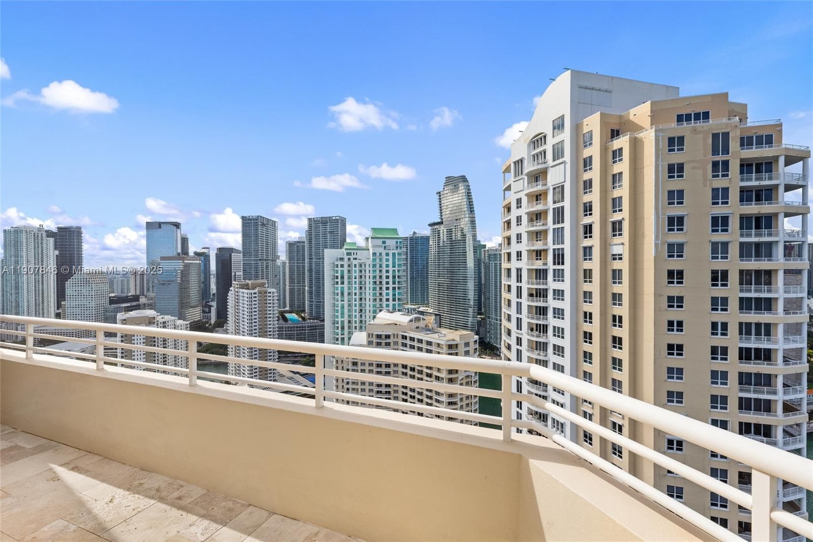 808 Brickell Key Dr # 3901, Miami FL 33131 — 49