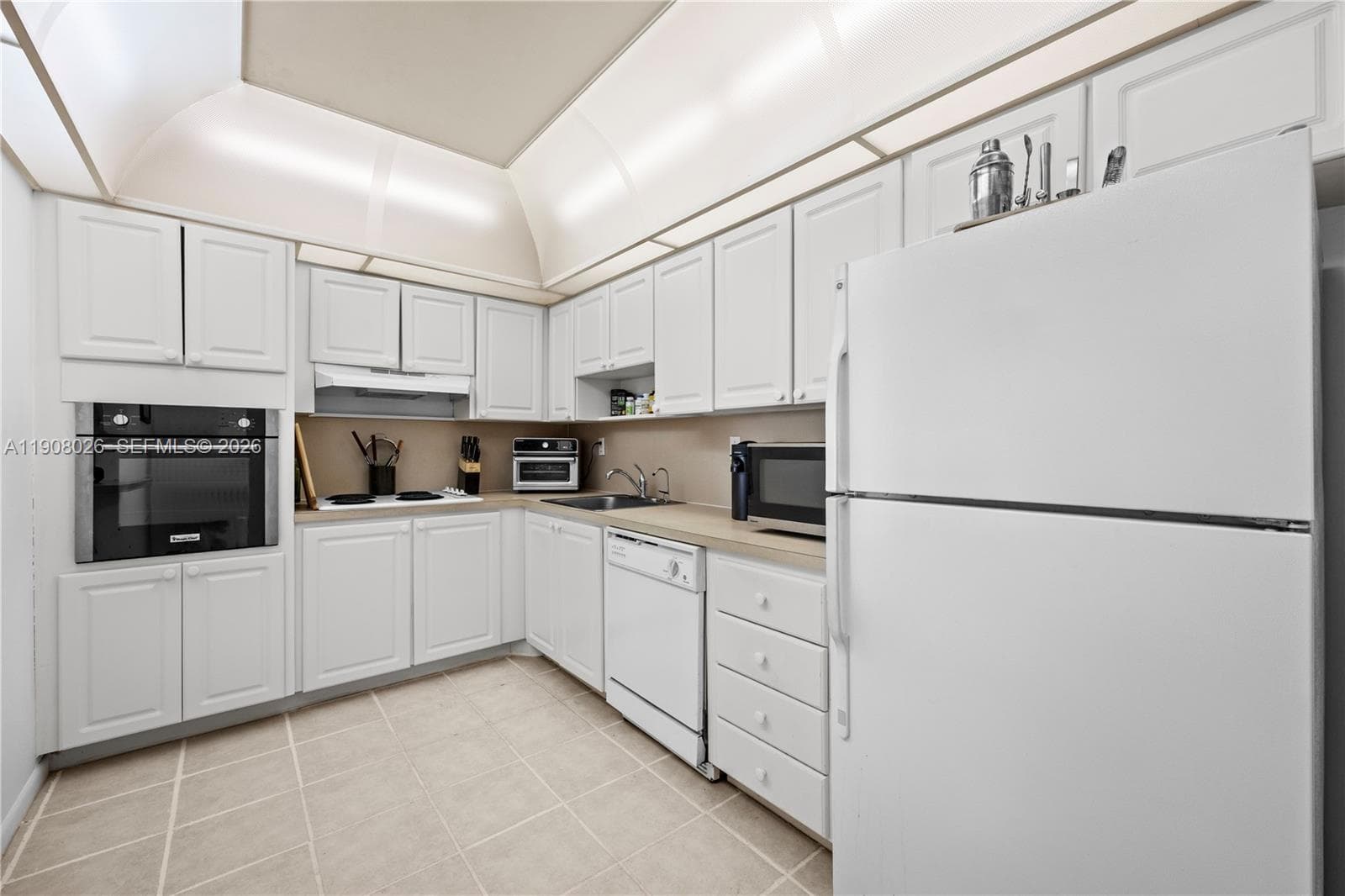 19380 Collins Ave # 1017, Sunny Isles Beach FL 33160 — 11