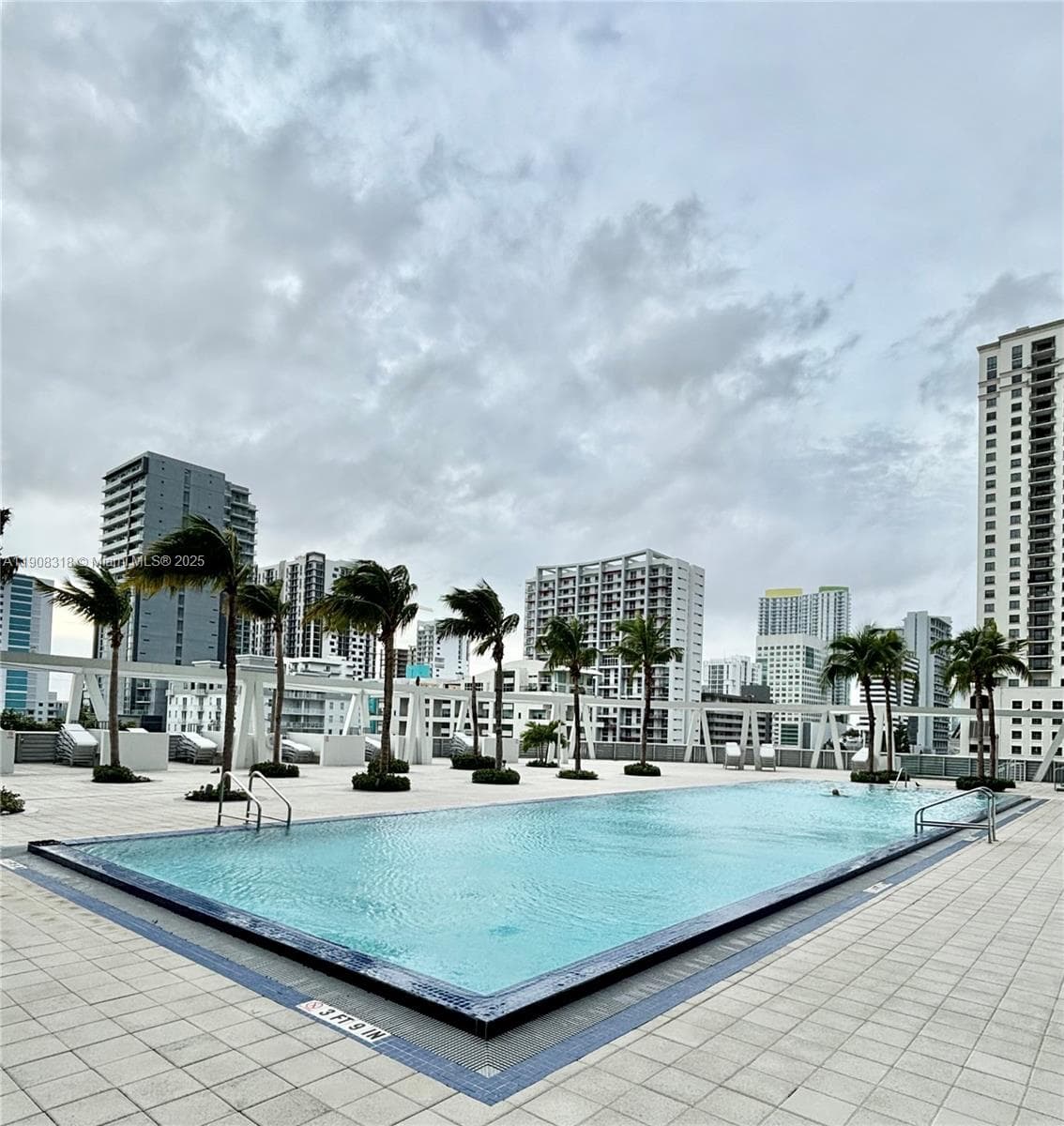 79 SW 12th St, Miami FL 33130 — 28