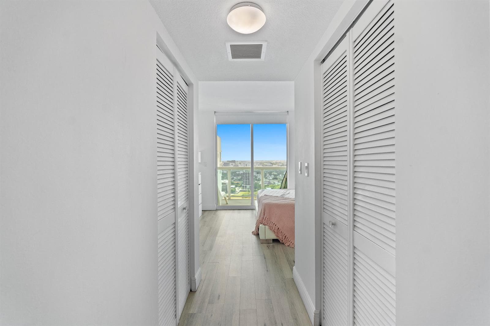 1800 N Bayshore Drive # 3802, Miami FL 33132 — 26