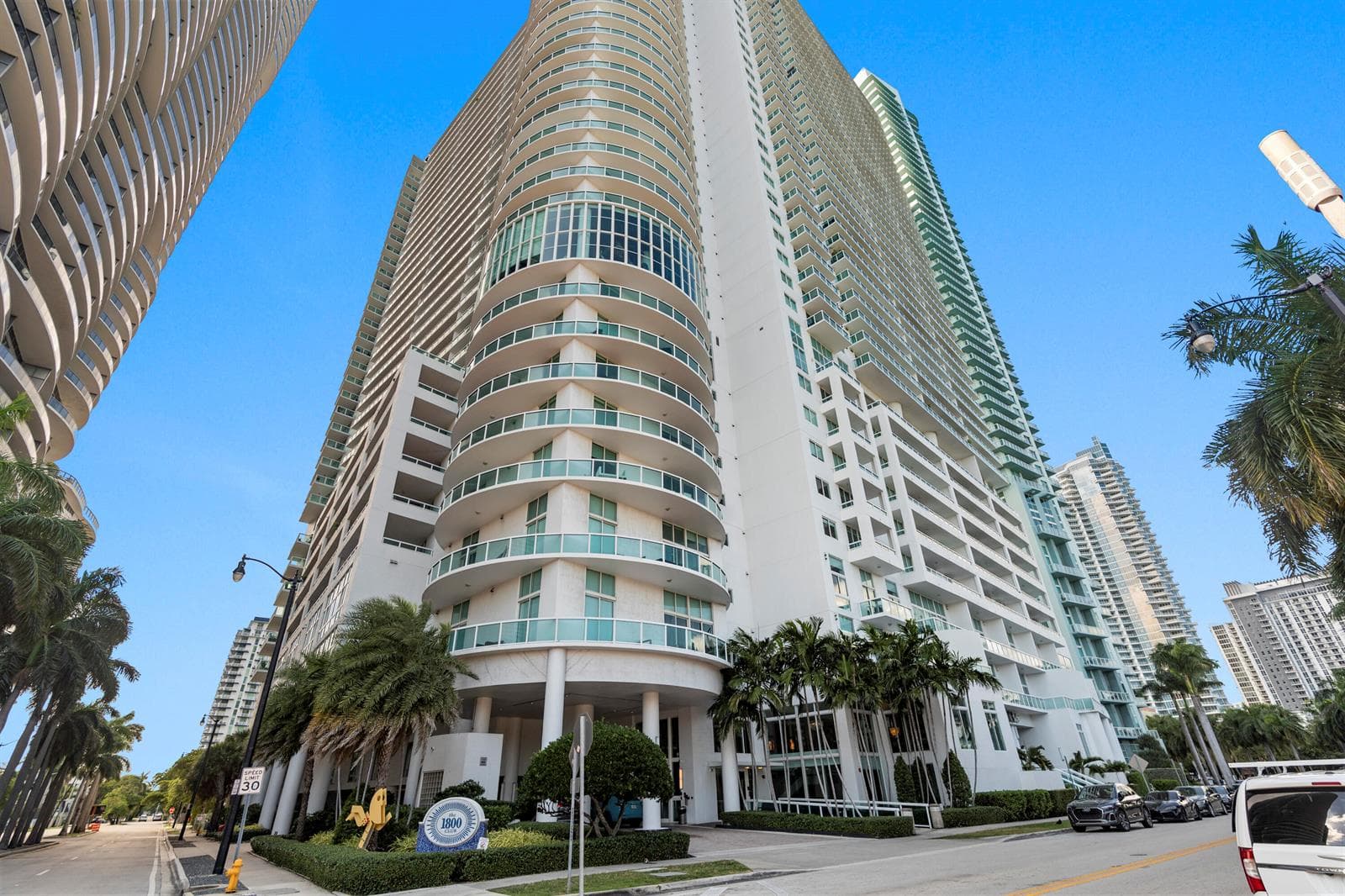 1800 N Bayshore Drive # 3802, Miami FL 33132 — 1