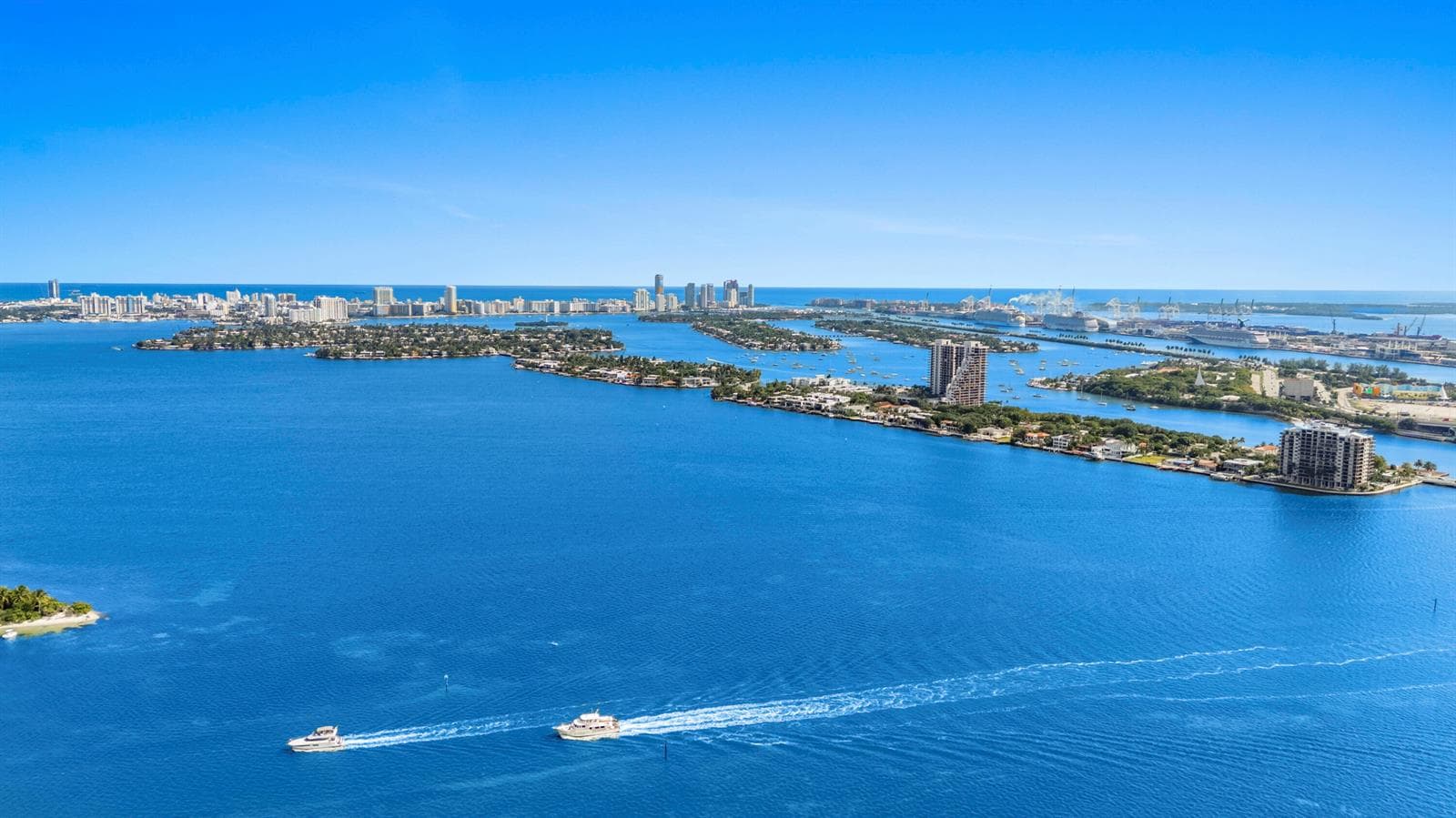 1800 N Bayshore Drive # 3802, Miami FL 33132 — 49