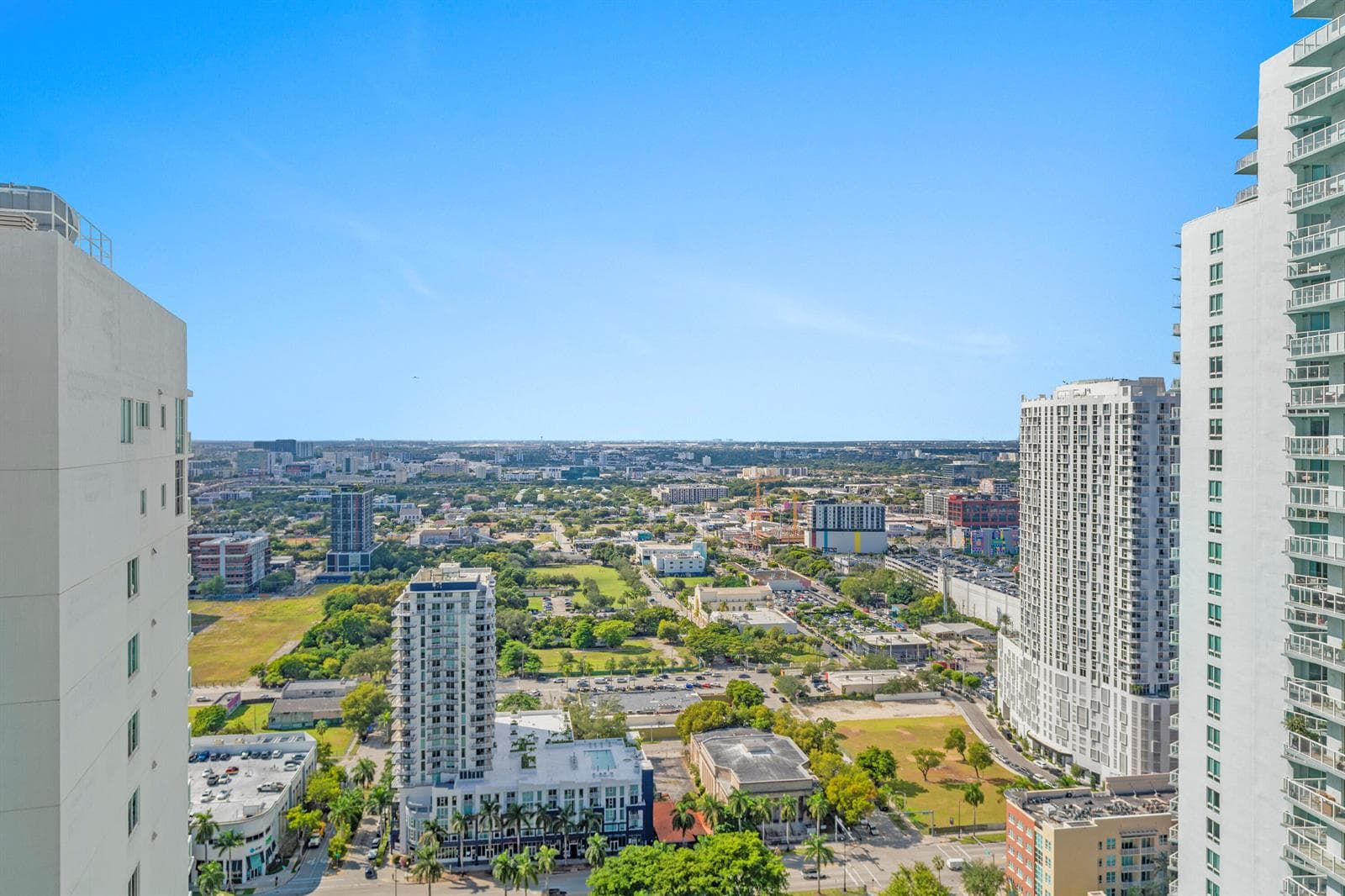 1800 N Bayshore Drive # 3802, Miami FL 33132 — 18