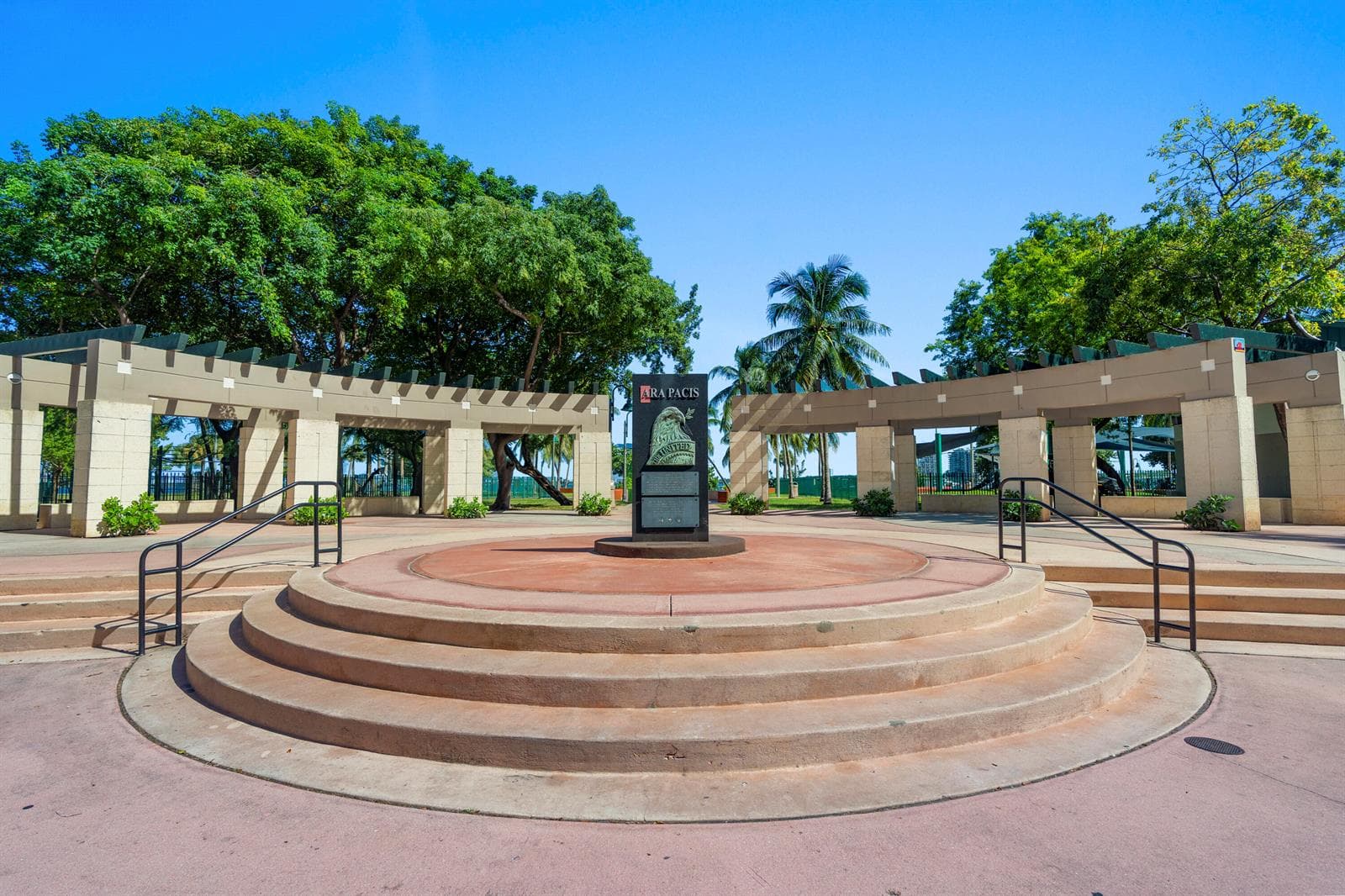 1800 N Bayshore Drive # 3802, Miami FL 33132 — 54