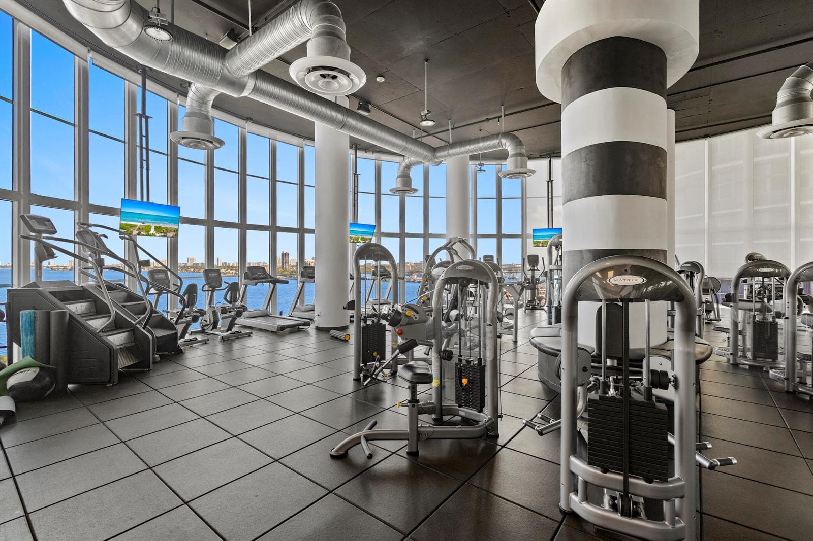 1800 N Bayshore Drive # 3802, Miami FL 33132 — 31