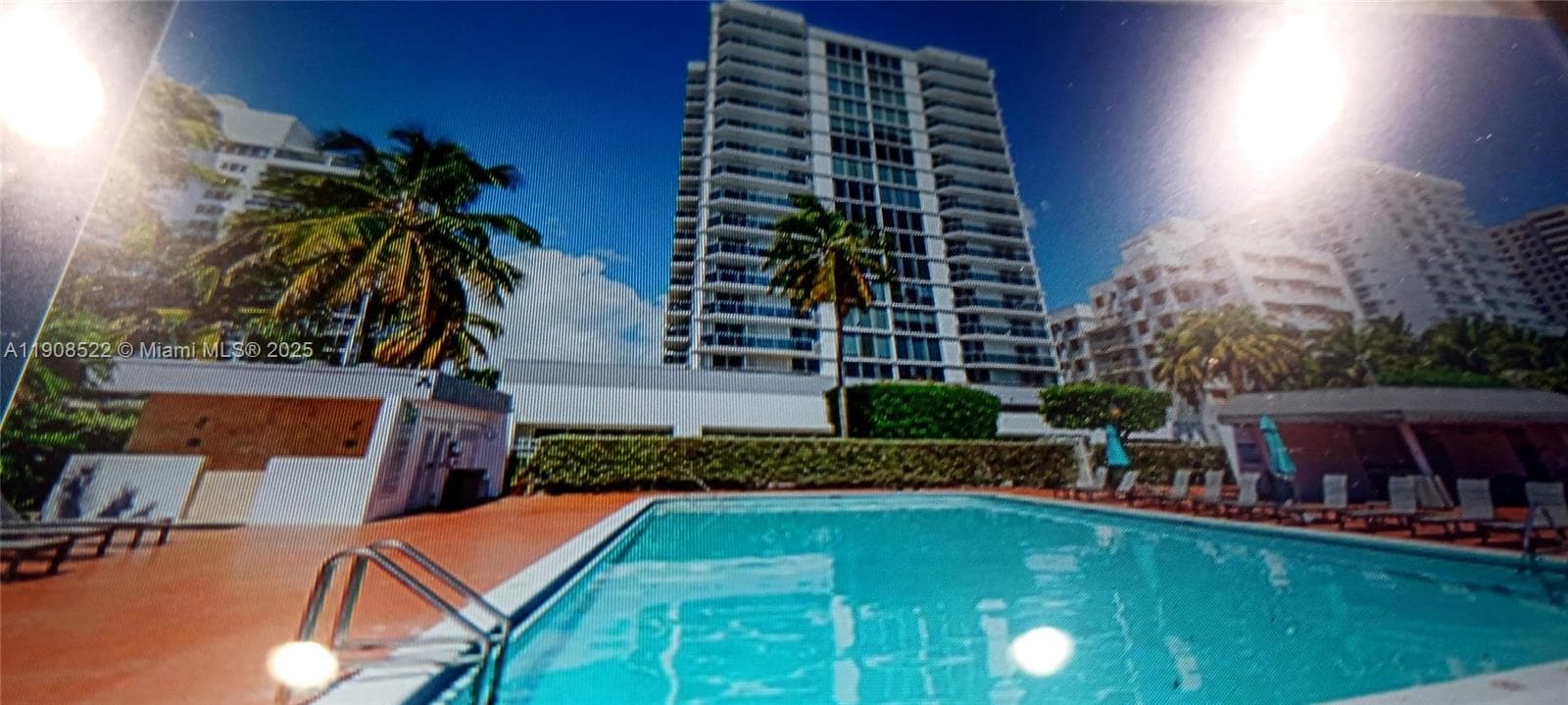 2401 Collins Ave # 1708, Miami Beach FL 33140 — 16