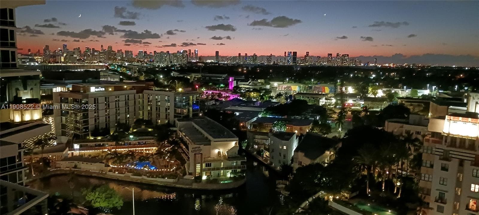 2401 Collins Ave # 1708, Miami Beach FL 33140 — 1