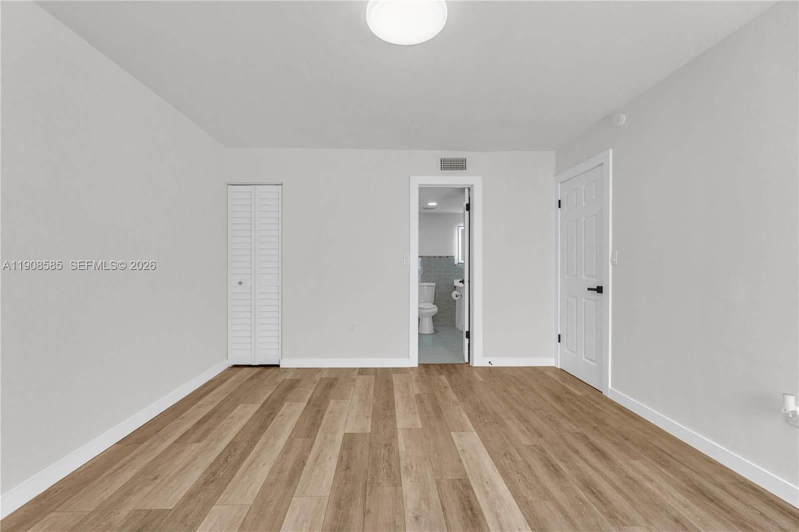 4709 NW 7th St # 9, Miami FL 33126 — 47