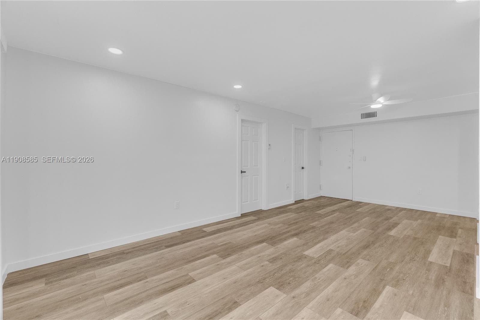 4709 NW 7th St # 9, Miami FL 33126 — 26