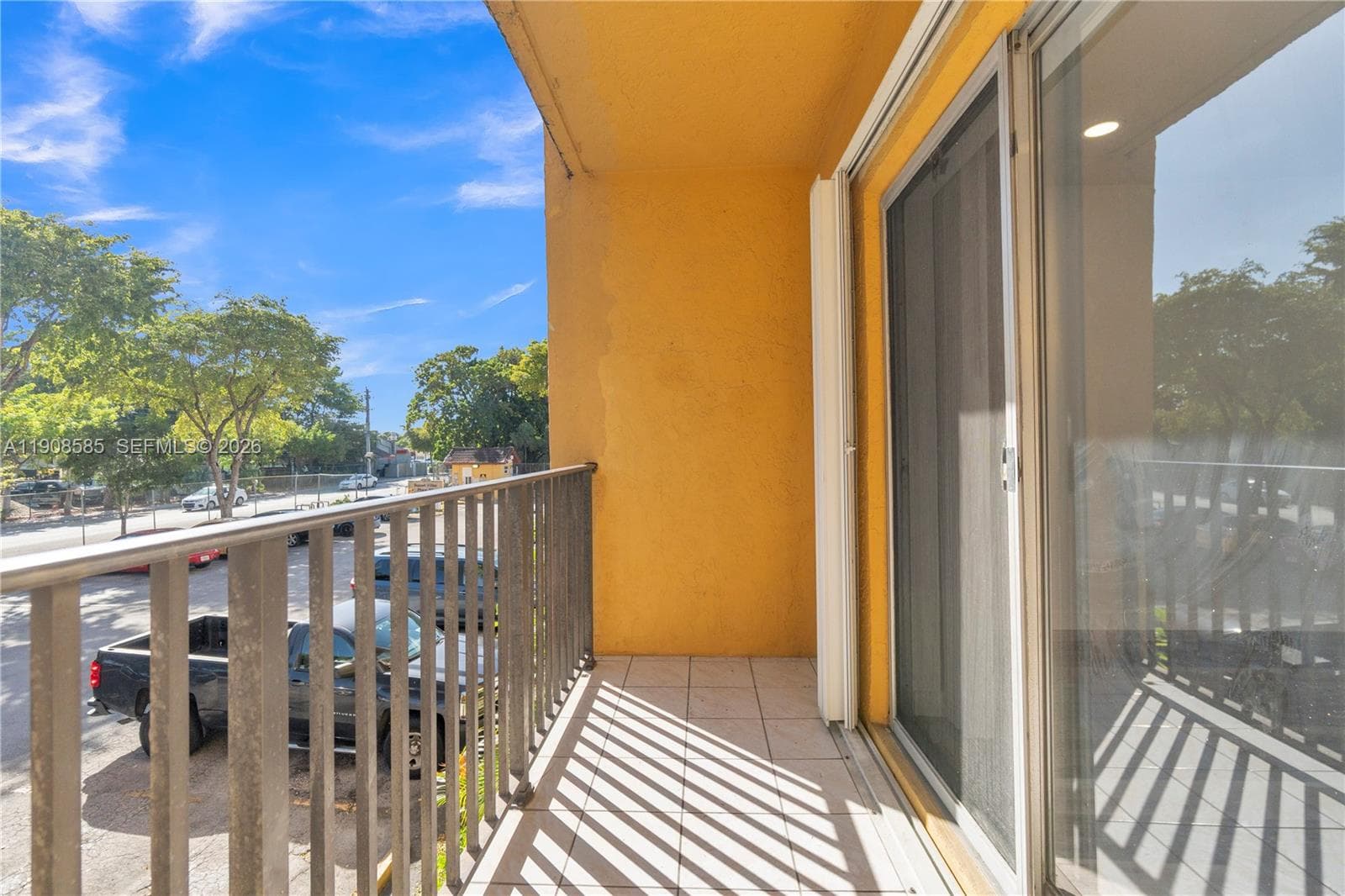 4709 NW 7th St # 9, Miami FL 33126 — 22