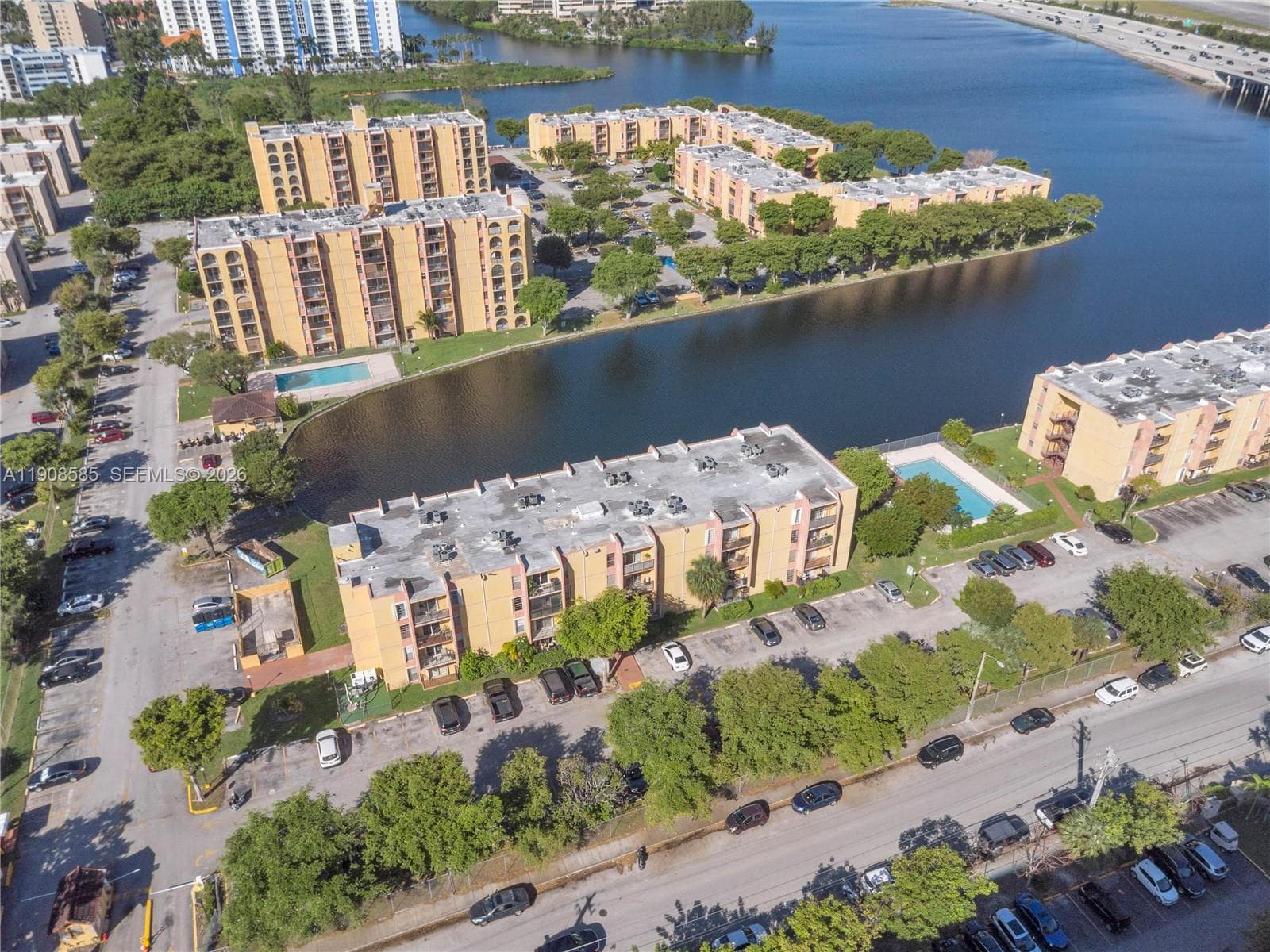 4709 NW 7th St # 9, Miami FL 33126 — 7