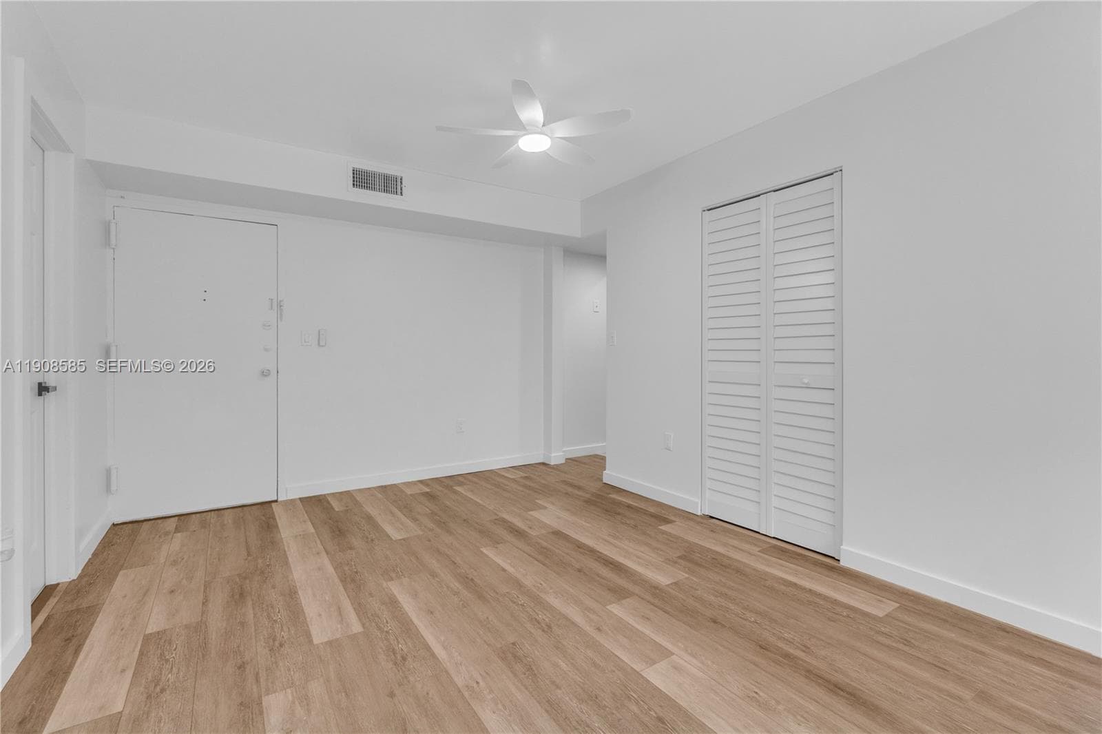 4709 NW 7th St # 9, Miami FL 33126 — 32
