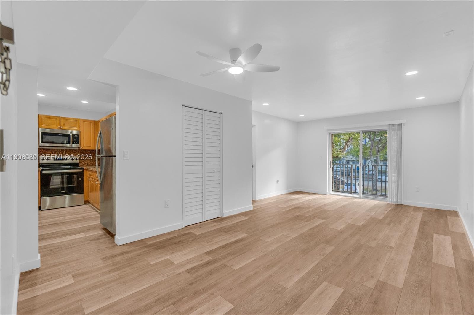 4709 NW 7th St # 9, Miami FL 33126 — 30