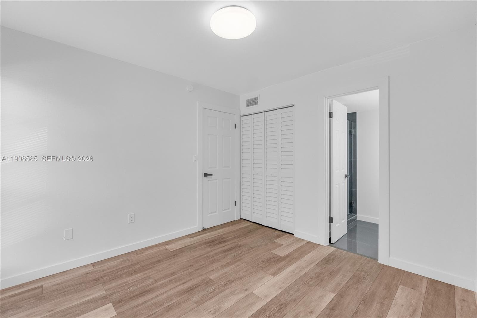 4709 NW 7th St # 9, Miami FL 33126 — 39