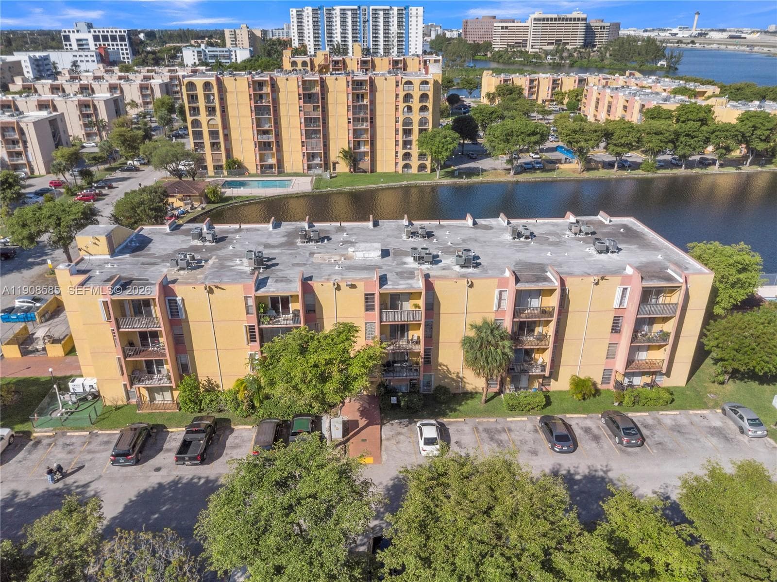 4709 NW 7th St # 9, Miami FL 33126 — 29