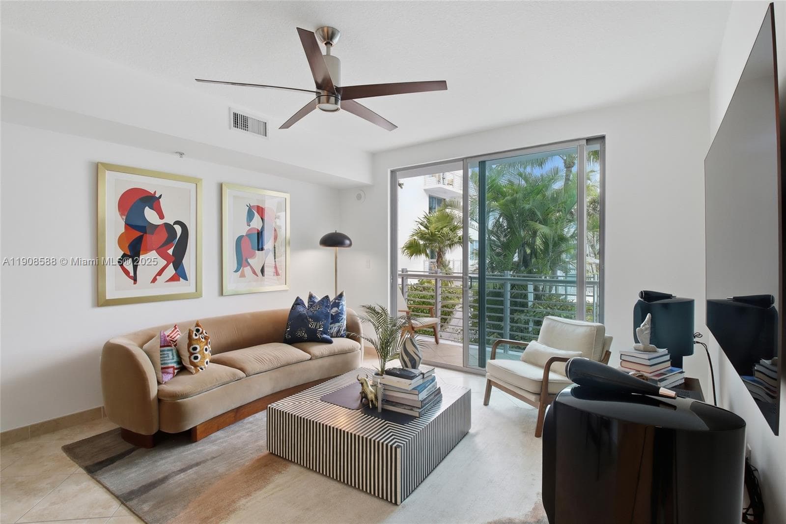 110 Washington Ave # 2420, Miami Beach FL 33139 — 3