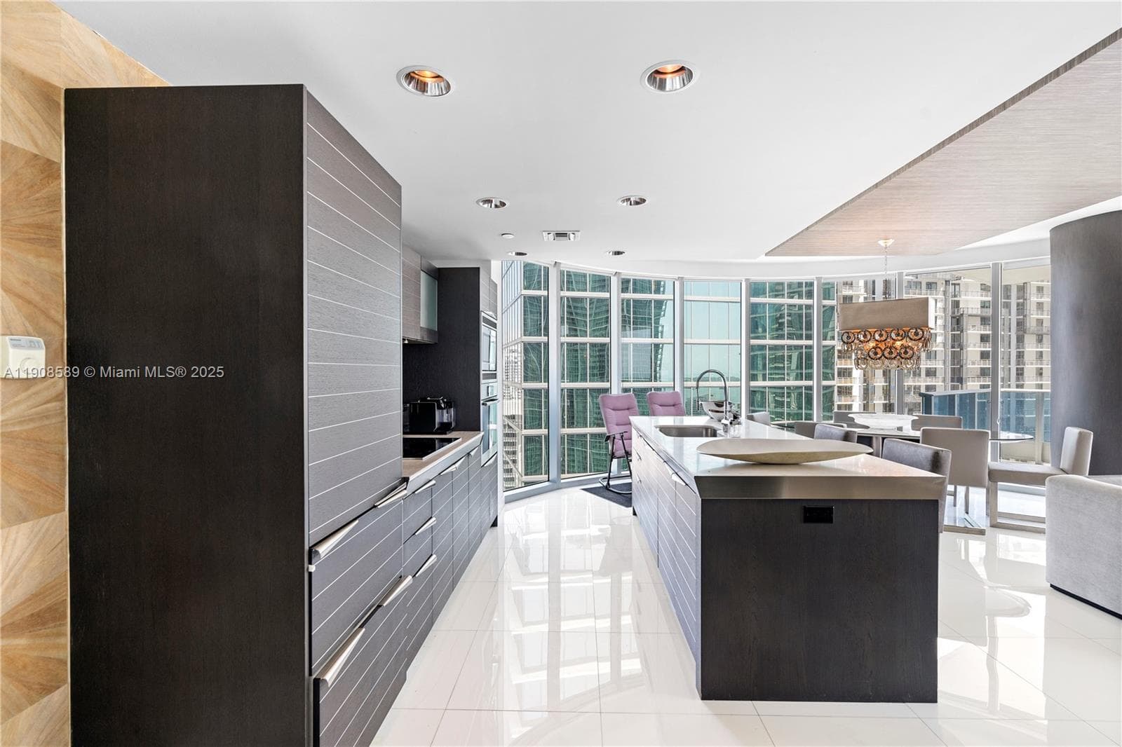 Epic West Condo, Miami, FL — 2