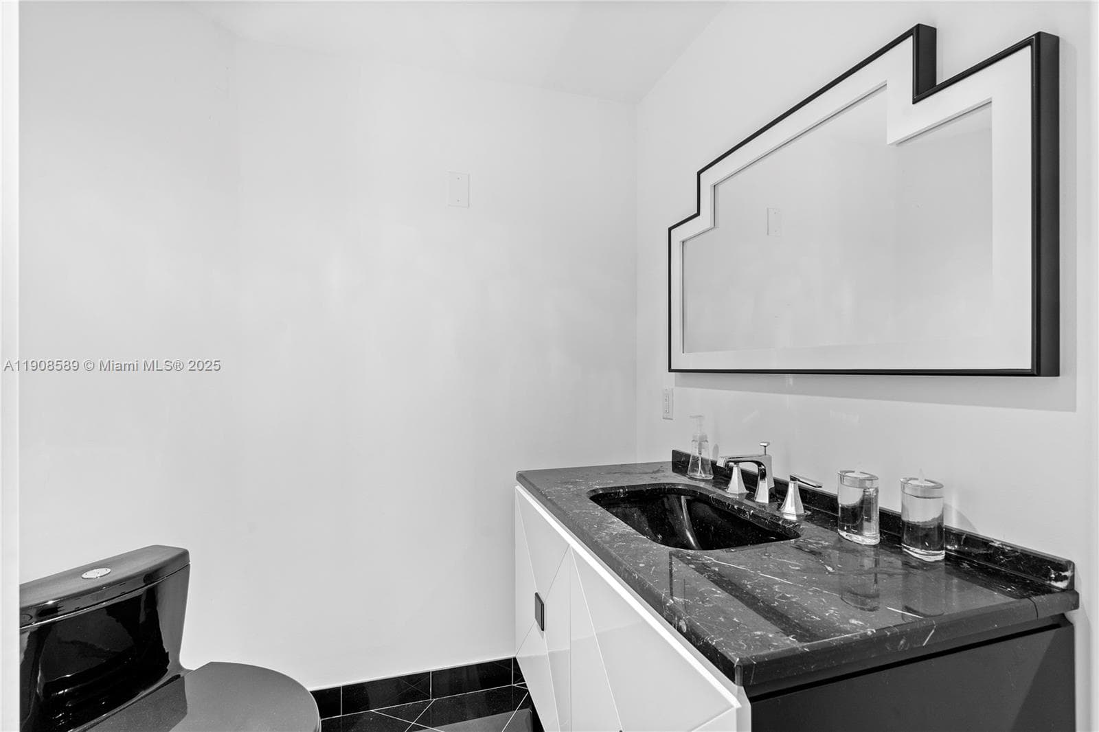 Epic West Condo, Miami, FL — 17