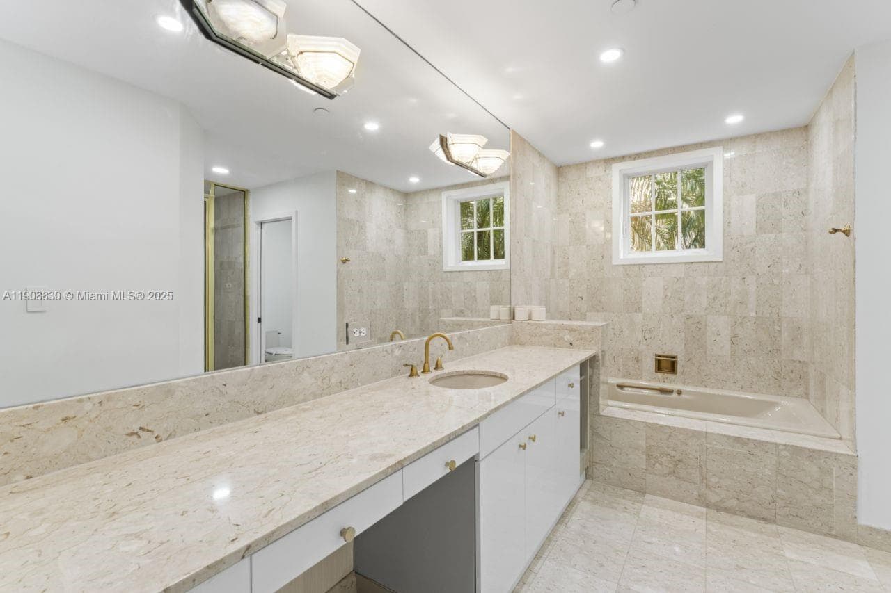 19217 Fisher Island Dr # 19217, Miami Beach FL 33109 — 22