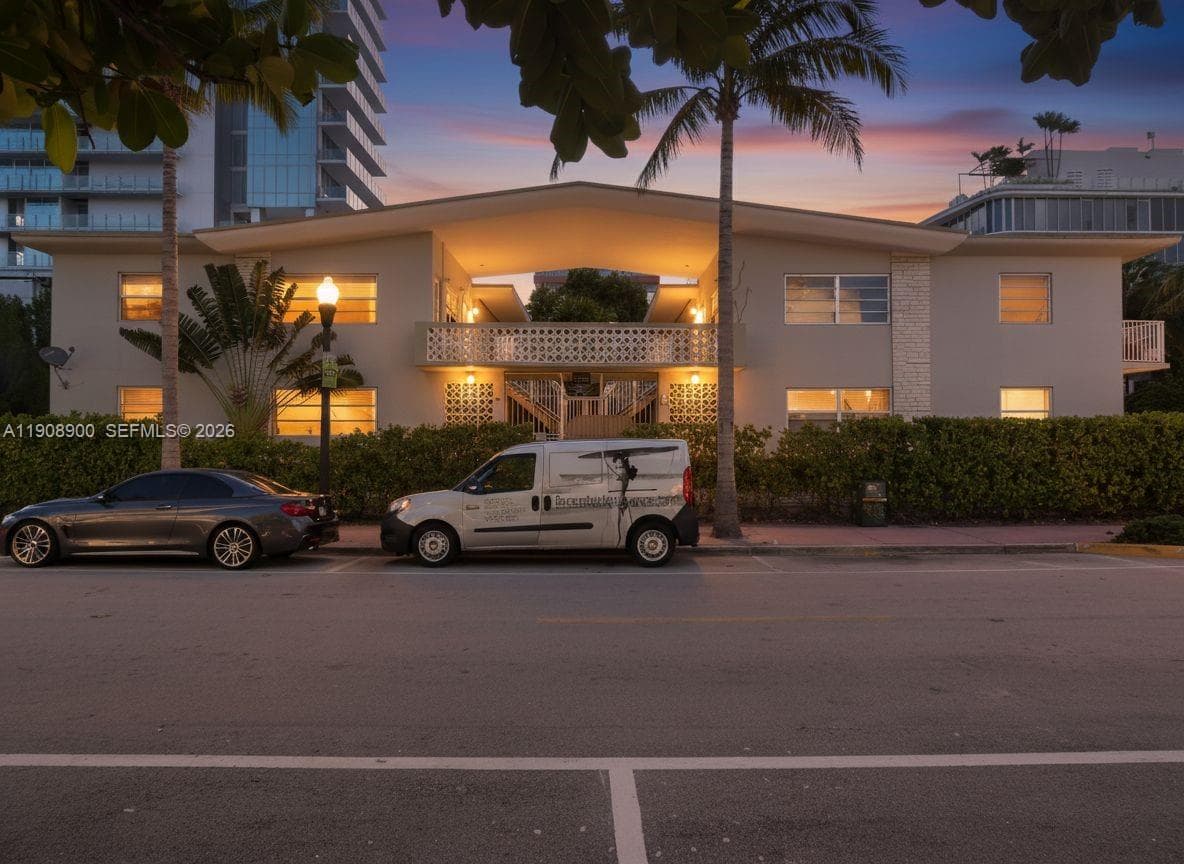 101 Collins Ave # 2, Miami Beach FL 33139 — 2