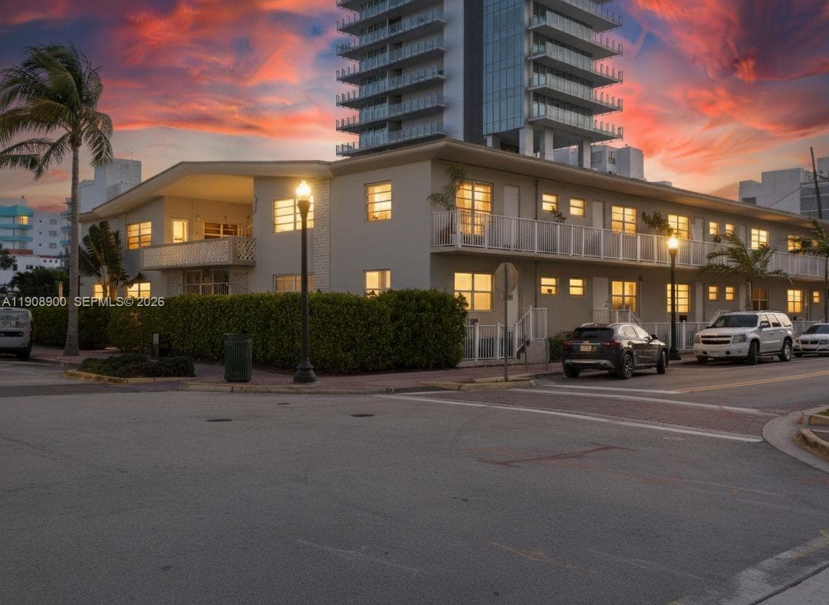 101 Collins Ave # 2, Miami Beach FL 33139 — 5