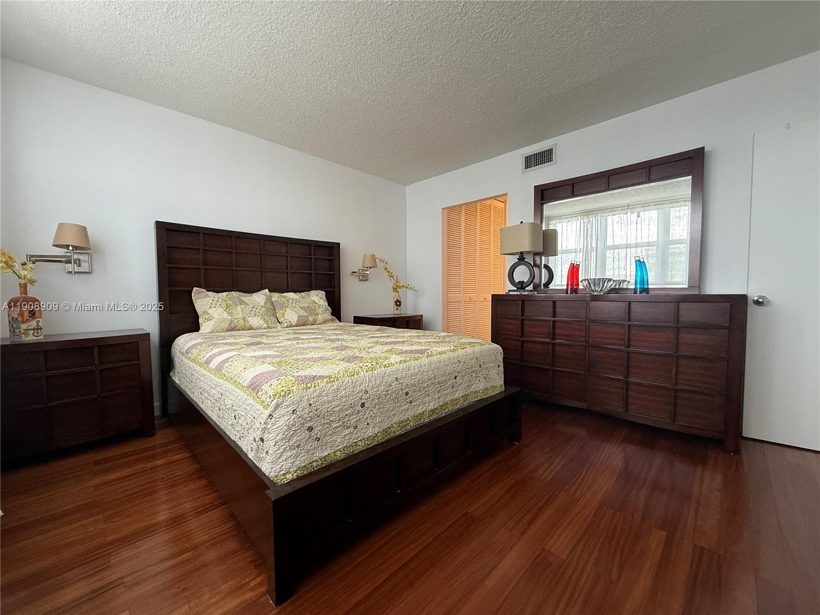 9511 Collins Ave # 1208, Surfside FL 33154 — 18