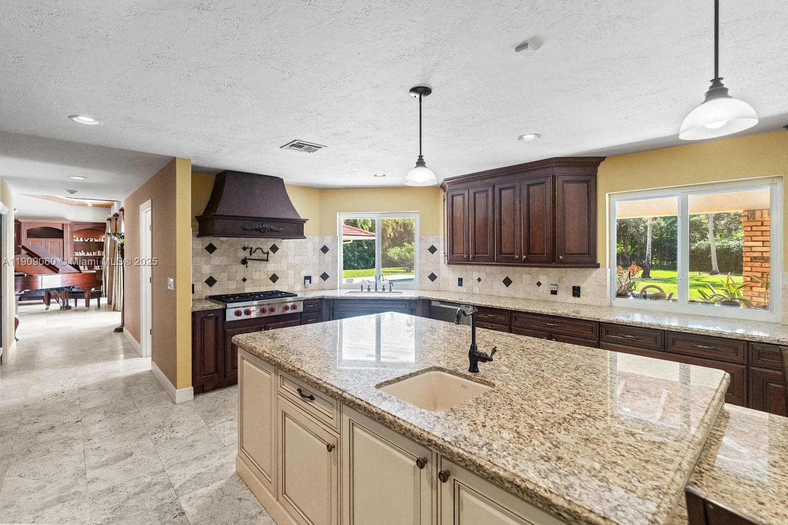 6500 SW 127th St, Pinecrest FL 33156 — 23