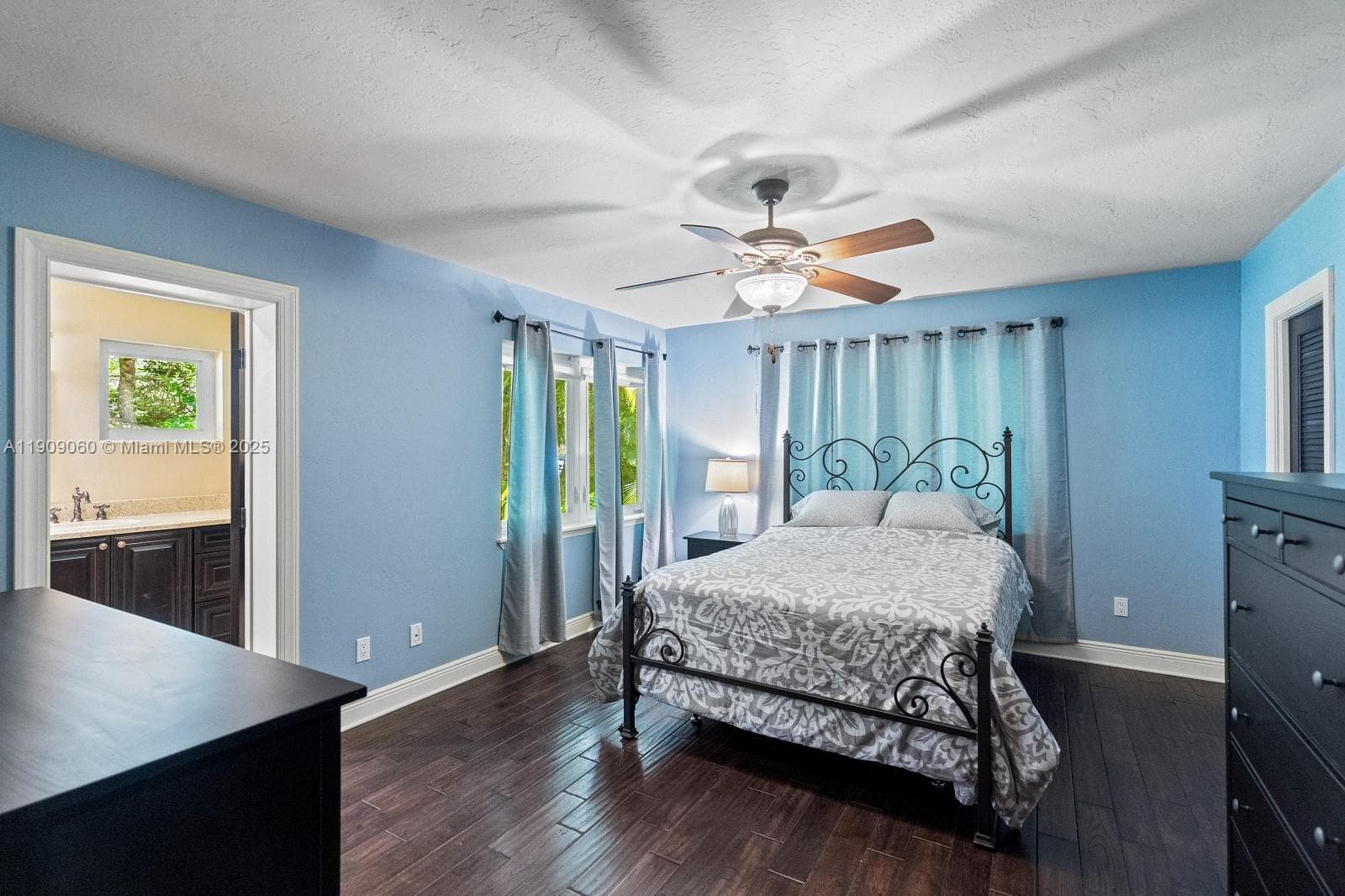 6500 SW 127th St, Pinecrest FL 33156 — 34