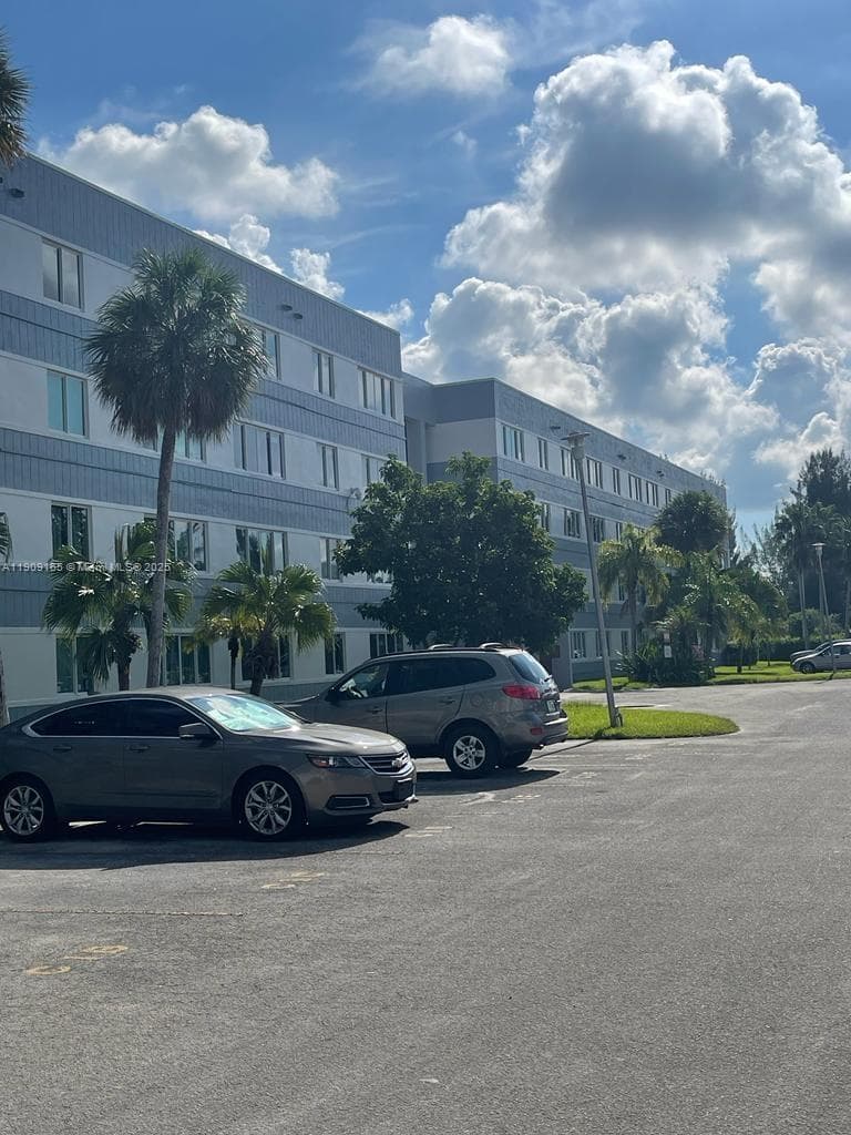 14850 Naranja Lakes Blvd, Homestead FL 33032 — 15