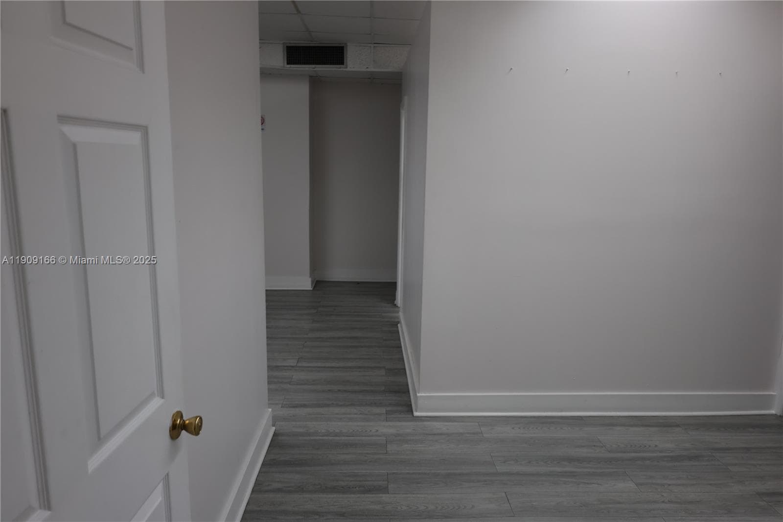 4634 NW 27th Ave, Miami FL 33142 — 12