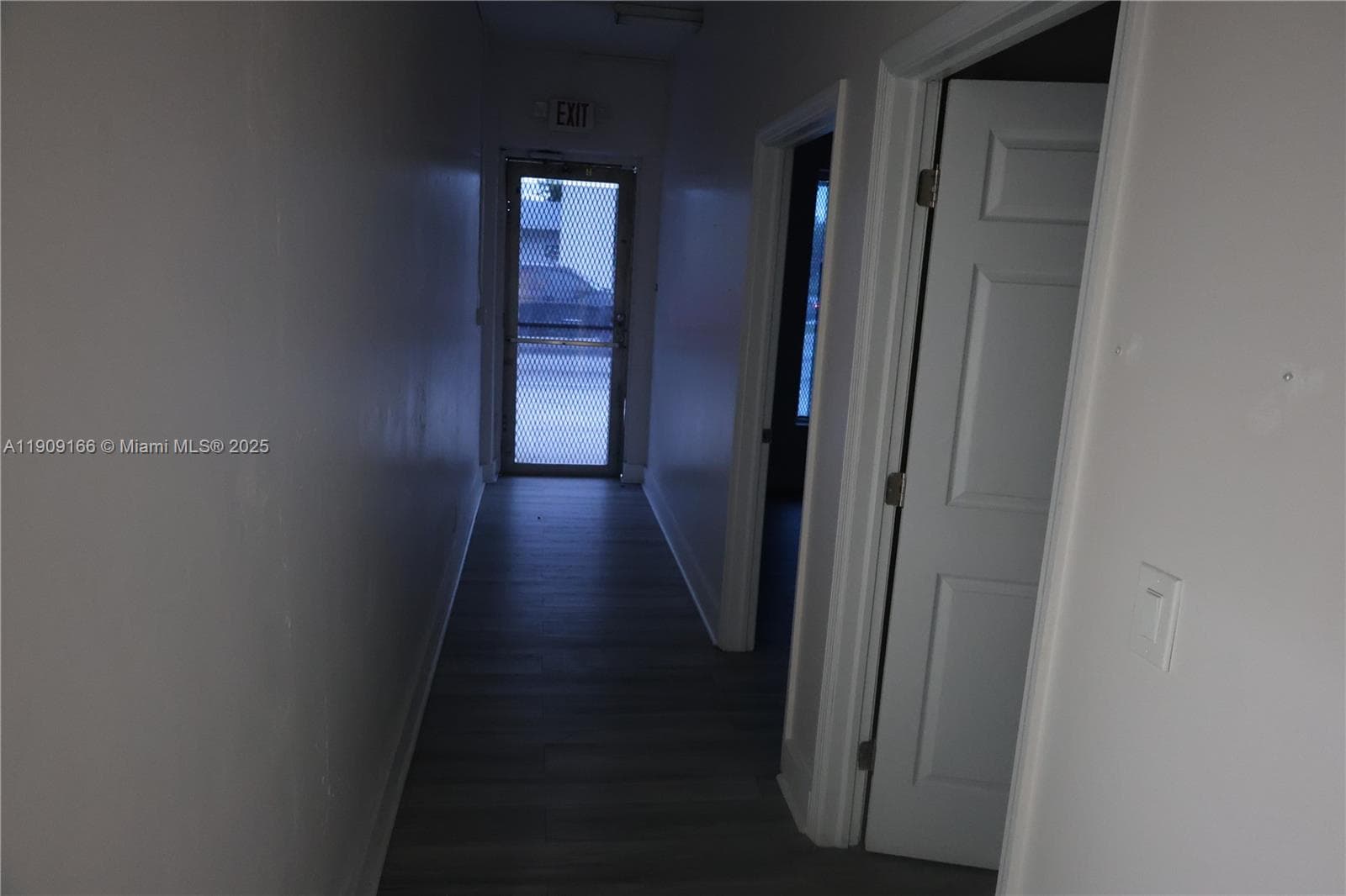 4634 NW 27th Ave, Miami FL 33142 — 20