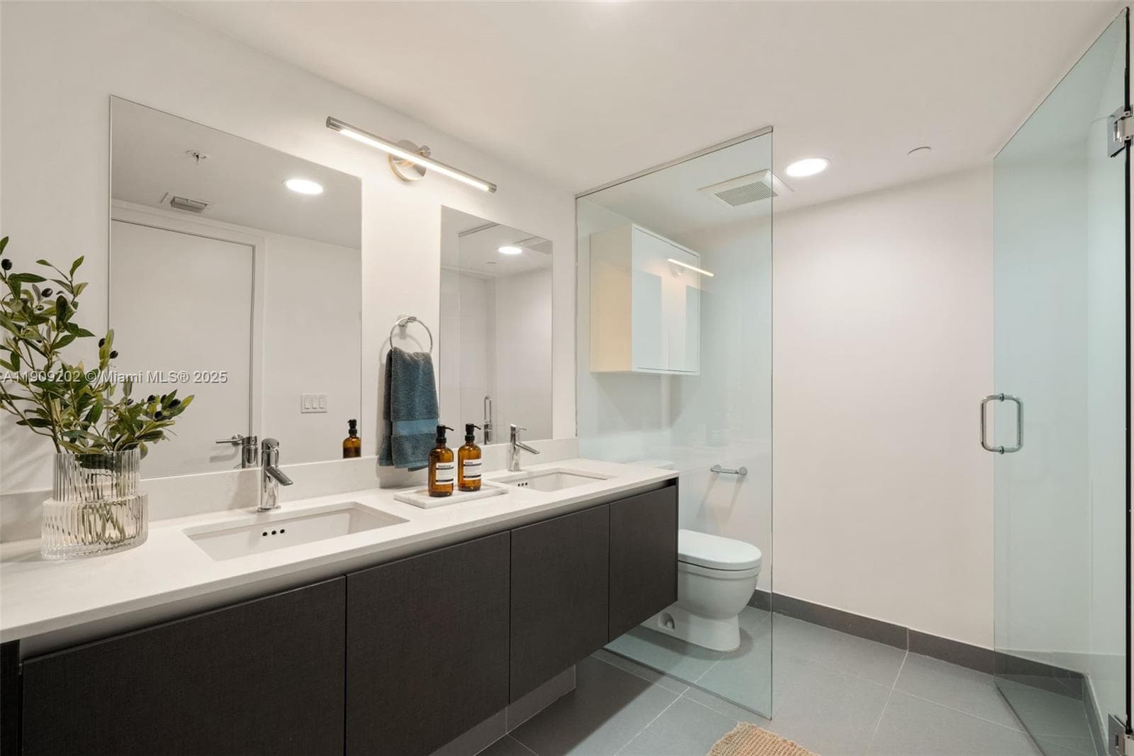6620 Indian Creek Dr # 713, Miami Beach FL 33141 — 17
