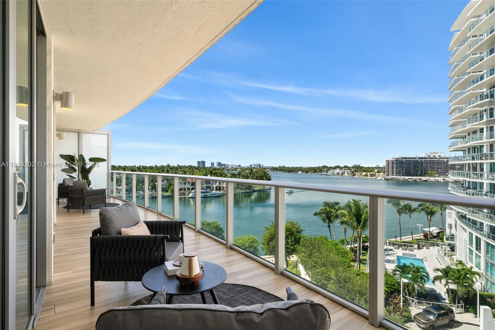6620 Indian Creek Dr # 713, Miami Beach FL 33141 — 26