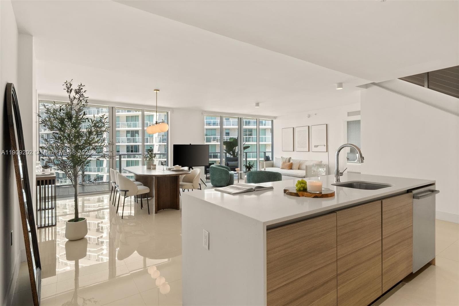 6620 Indian Creek Dr # 713, Miami Beach FL 33141 — 5