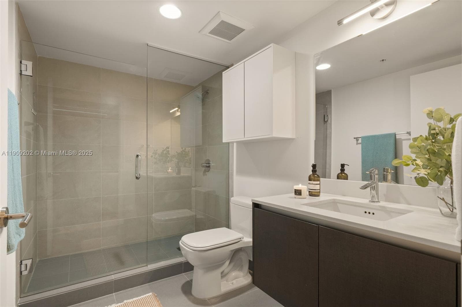 6620 Indian Creek Dr # 713, Miami Beach FL 33141 — 24