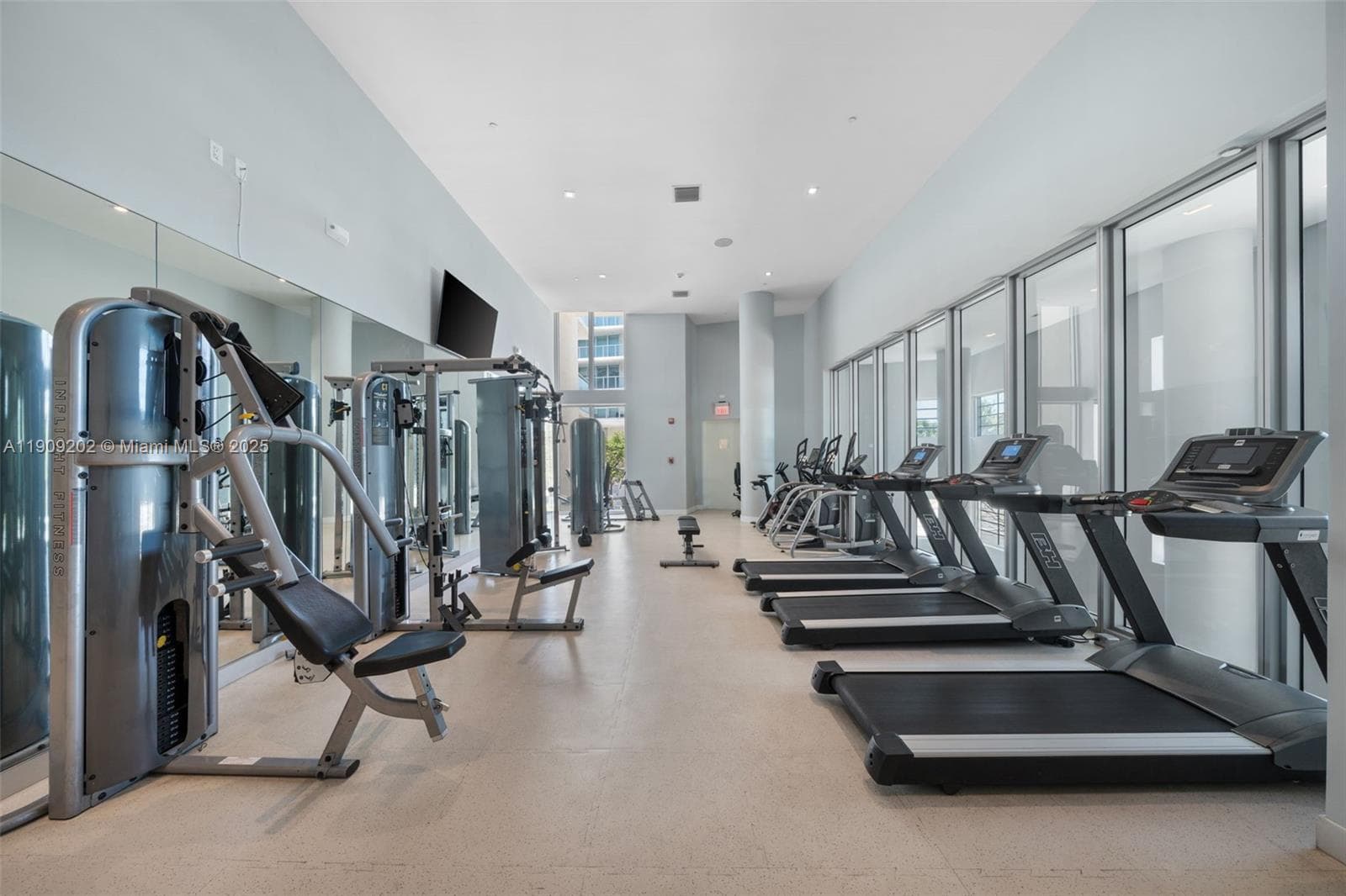 6620 Indian Creek Dr # 713, Miami Beach FL 33141 — 37