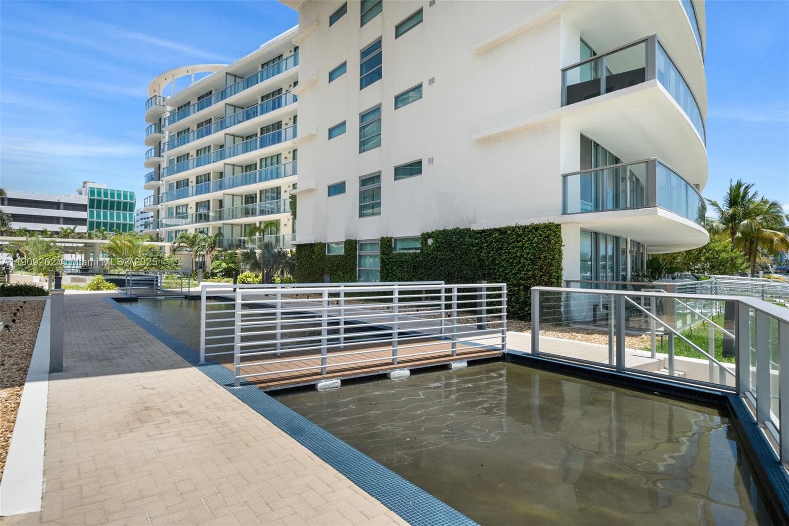 6620 Indian Creek Dr # 713, Miami Beach FL 33141 — 35